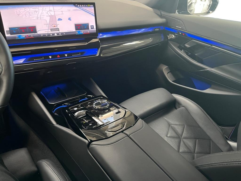 BMW 540 d xDrive Touring M Sport Fahrassist+AHK+HUD — photo 15