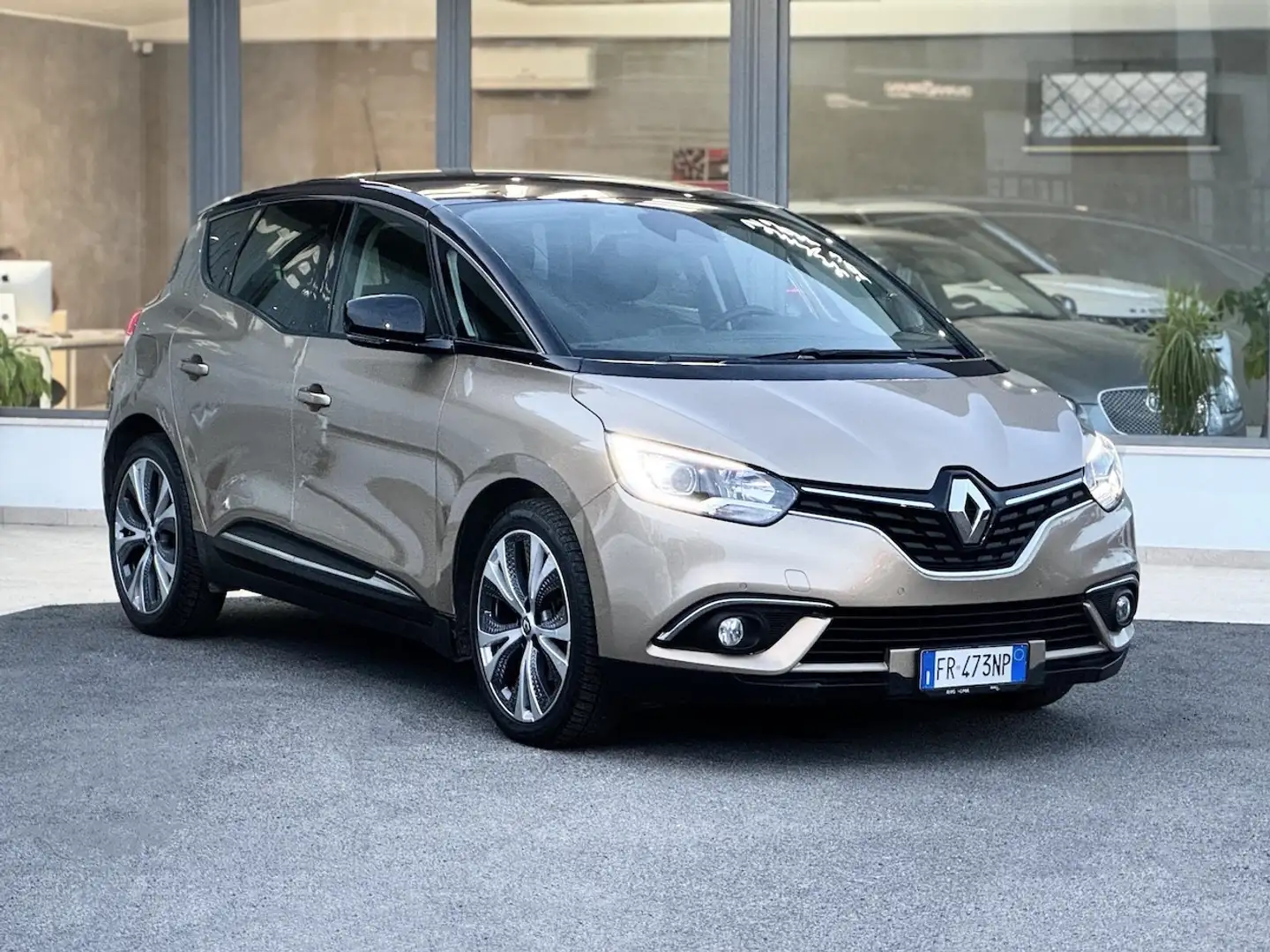 Renault Scenic 1.5 Hybrid 110CV E6 - 2018 Altın - 1