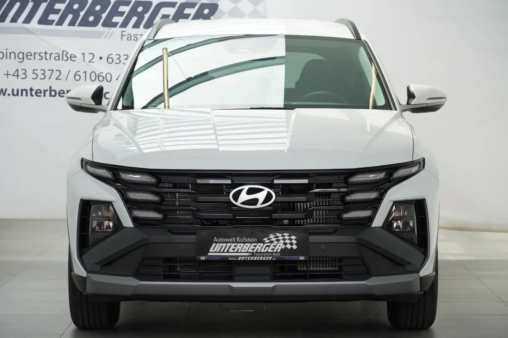 Hyundai TUCSON NX4 Jubile 1,6 T-GDi 2WD 48V Weiß - 2