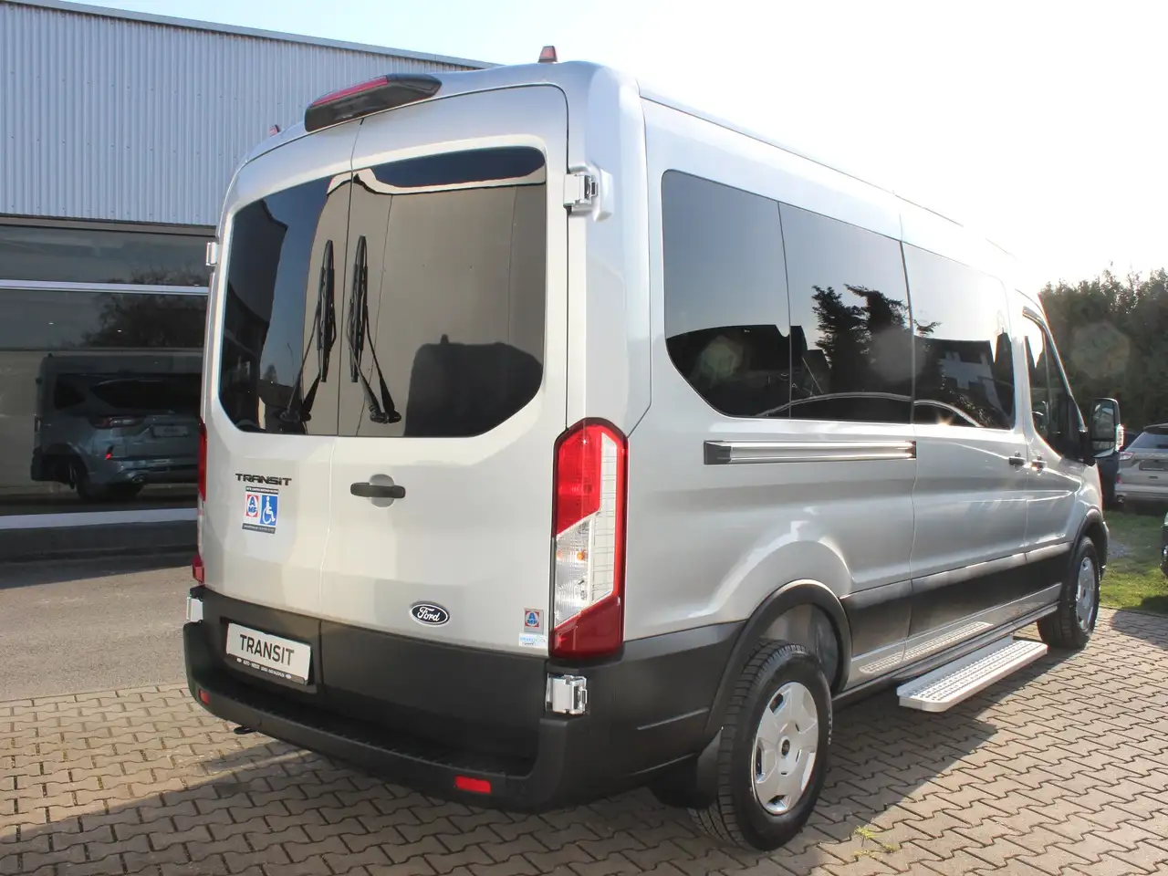 Ford Transit 350 L3 Trend -Rollstuhlfahrzeug- 7