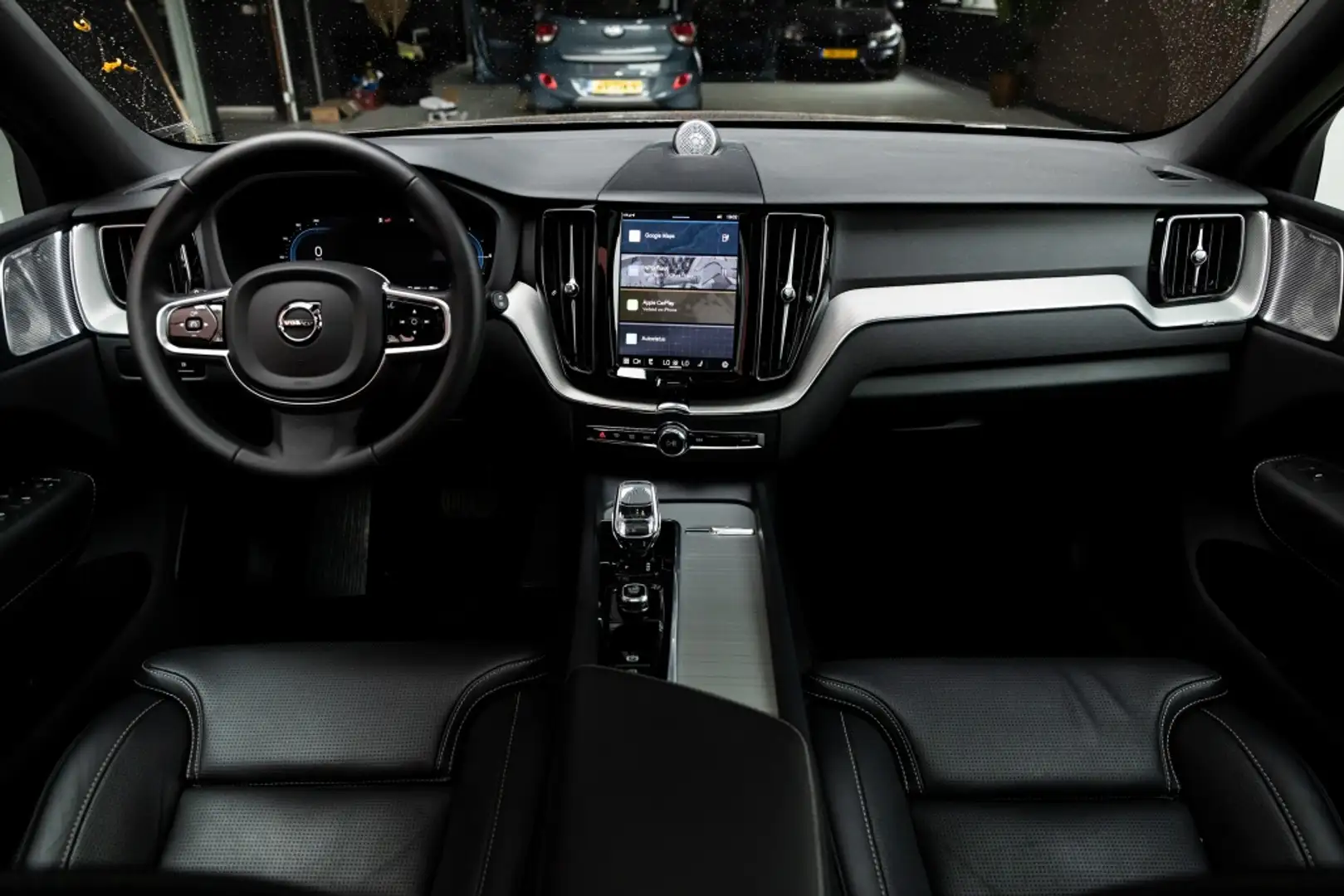 Volvo XC60 XC 60 T6 AWD Ultra Black | Massage | B&W | Pano | Noir - 2