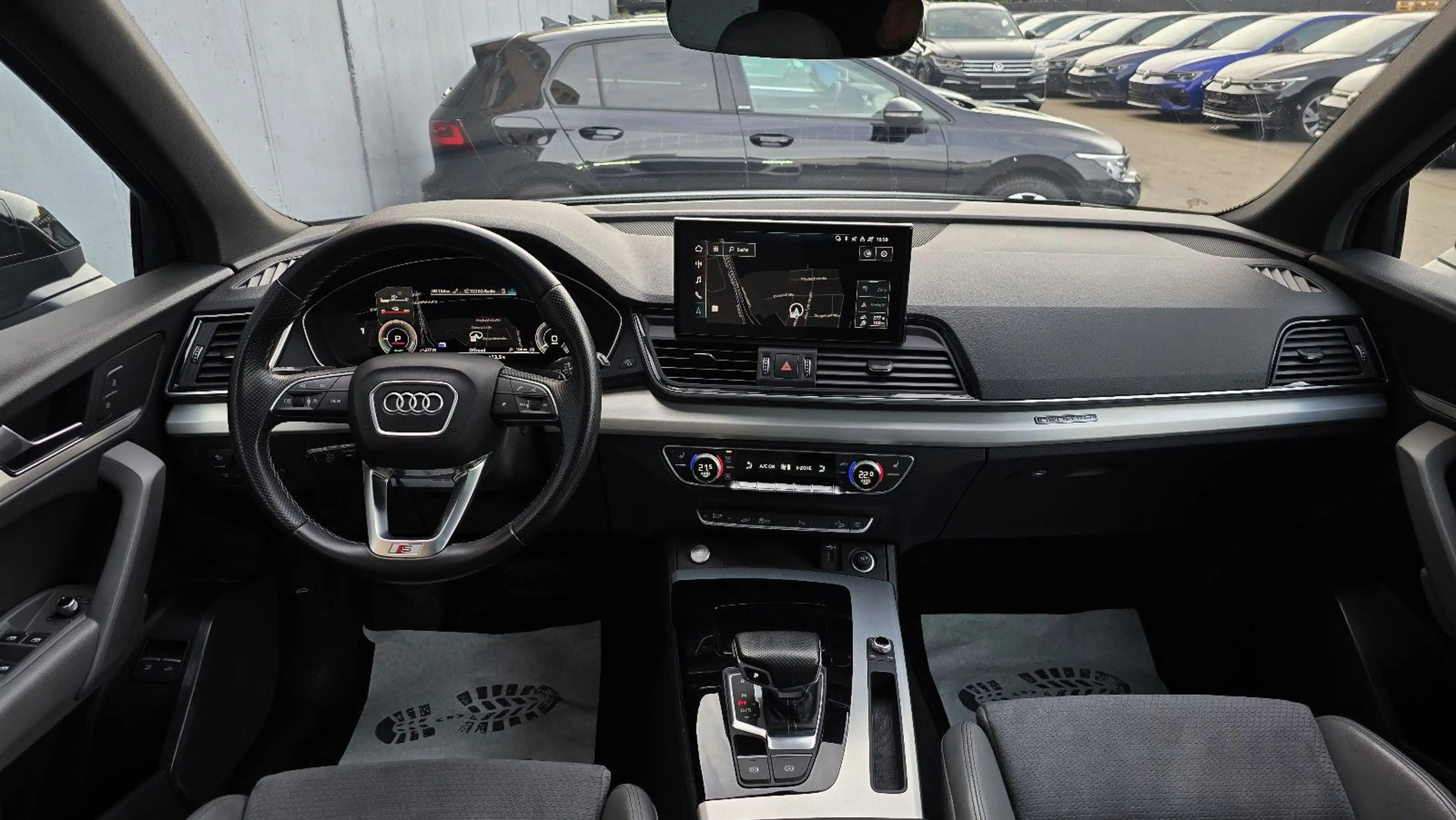 Audi Q5 50 TFSI e S tronic quatt 3 x S line Sportback — photo 5