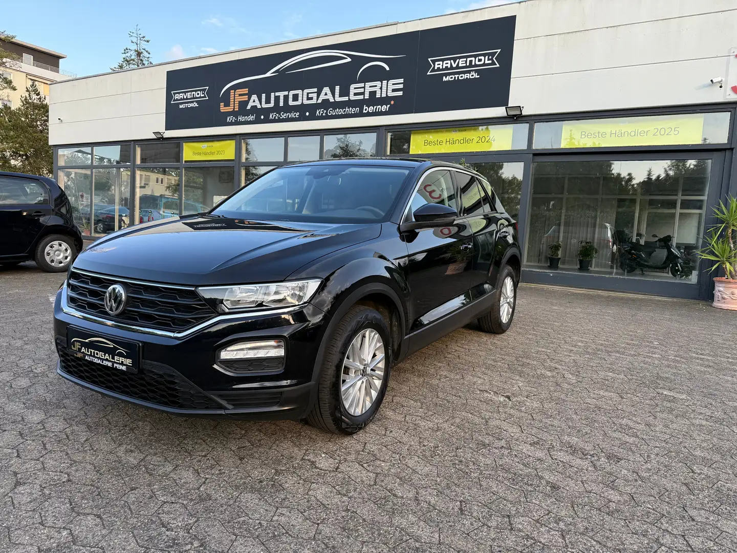 Volkswagen T-Roc 2.HAND"TÜV/AU"NEU"12MonateGarantie" Schwarz - 1