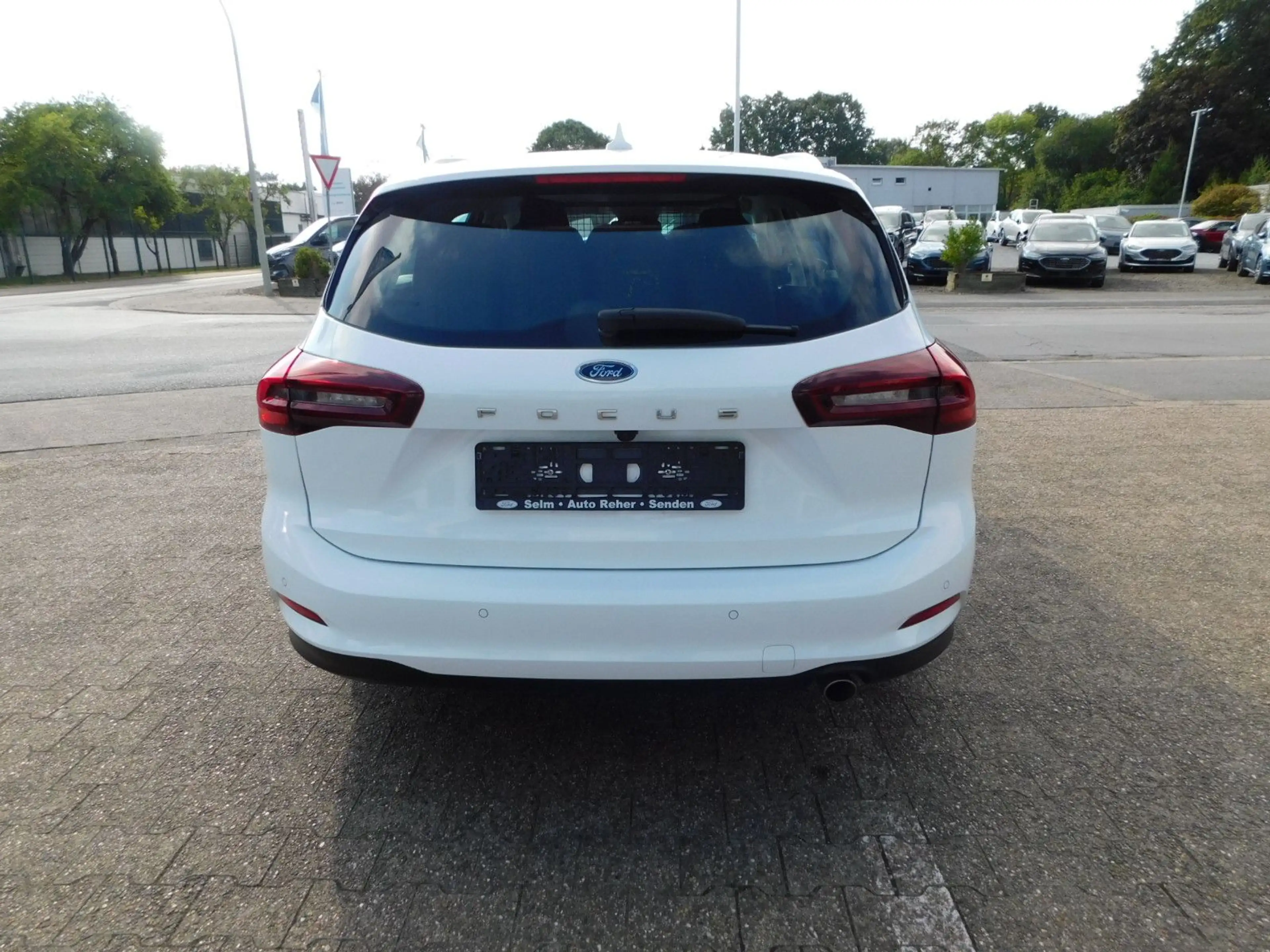 Ford Focus Turnier Titanium Autom. AHK abnehmbar — photo 6