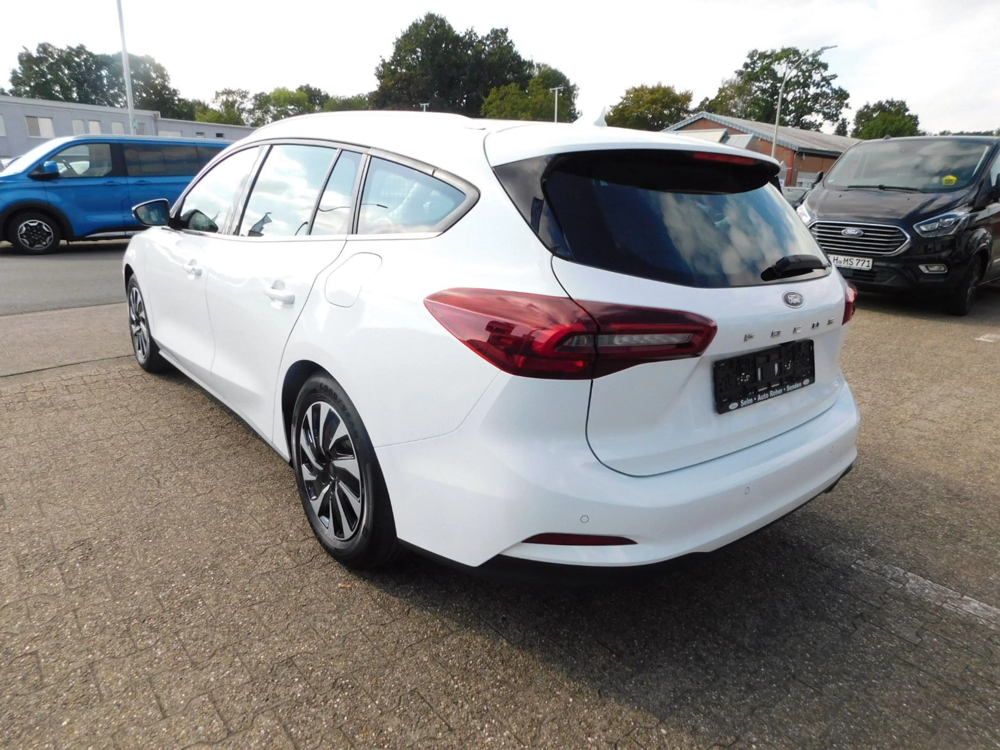 Ford Focus Turnier Titanium Autom. AHK abnehmbar — photo 7