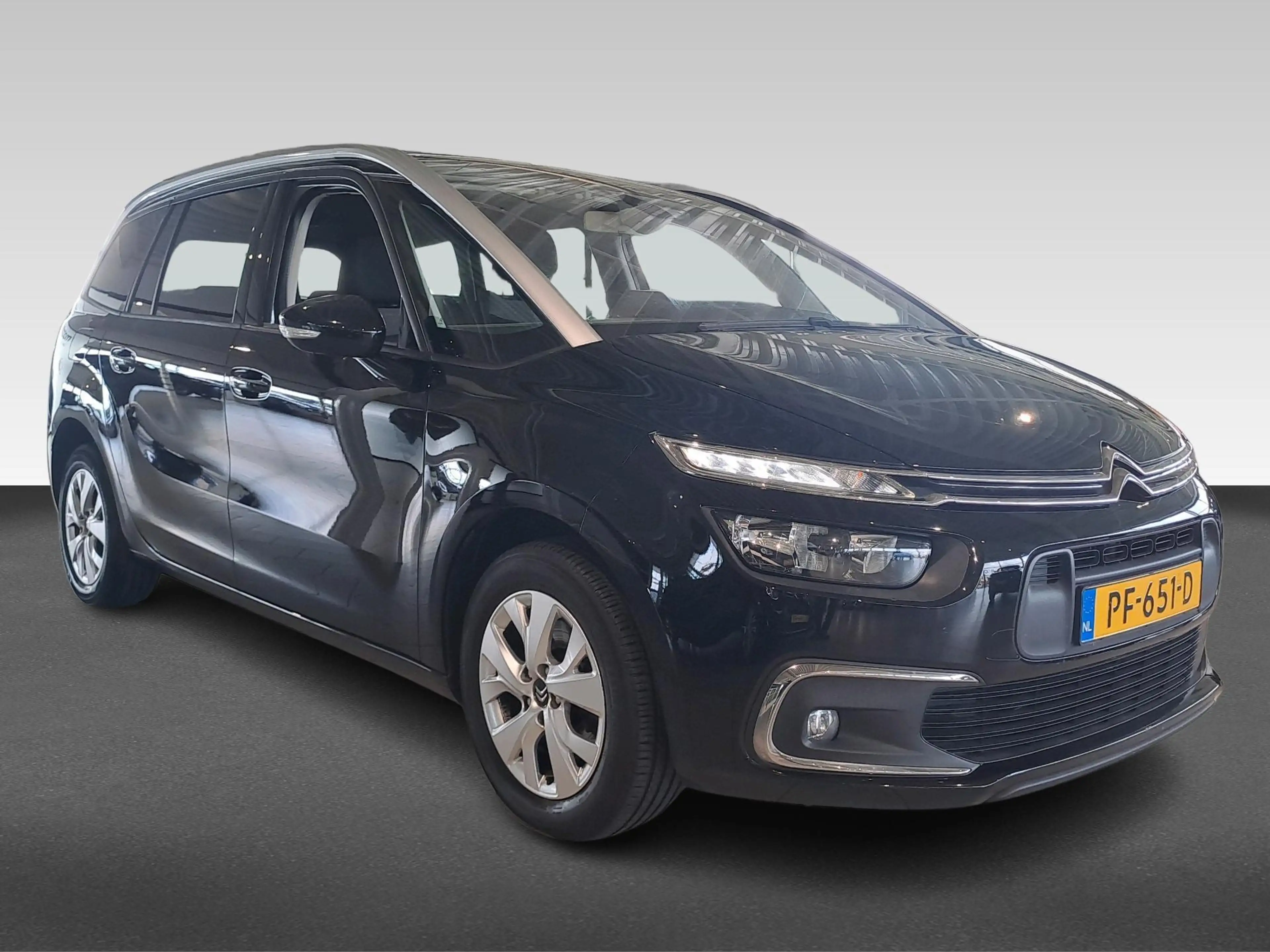 Citroen Grand C4 Picasso 1.6 e-THP Business — photo 8