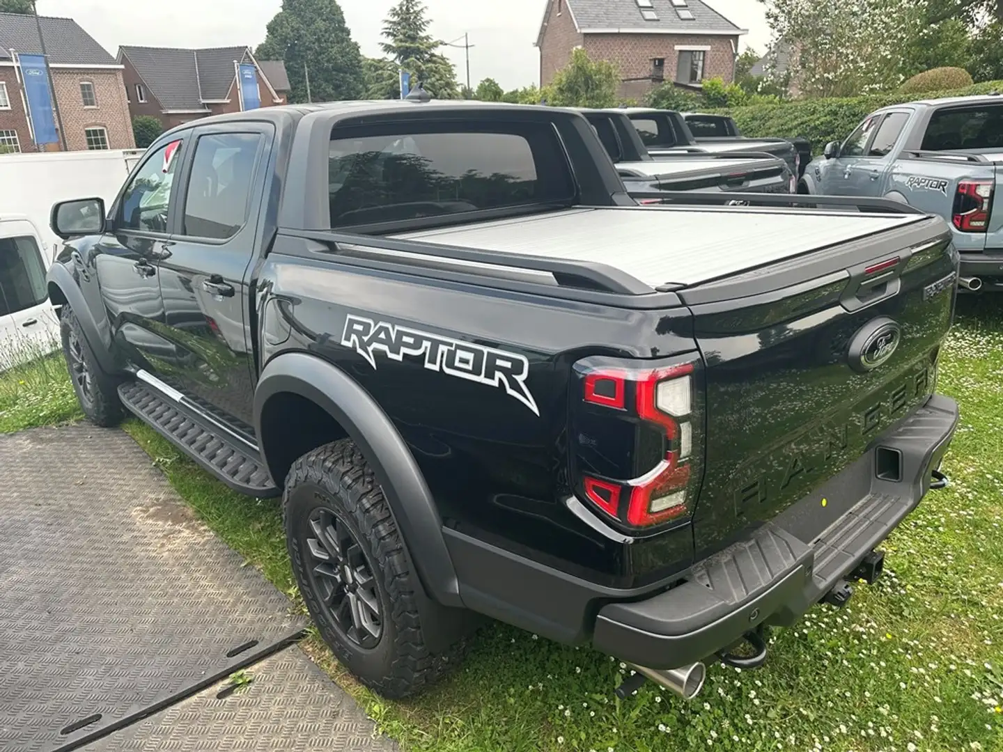 Ford Ranger 3.0i V6 Raptor Benzine uit Stock leverbaar Noir - 2