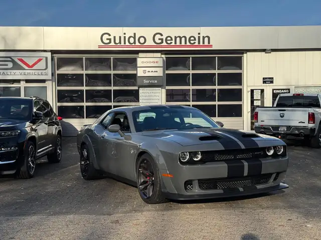 Dodge Challenger Hellcat Jailbreak Widebody 6.2 V8