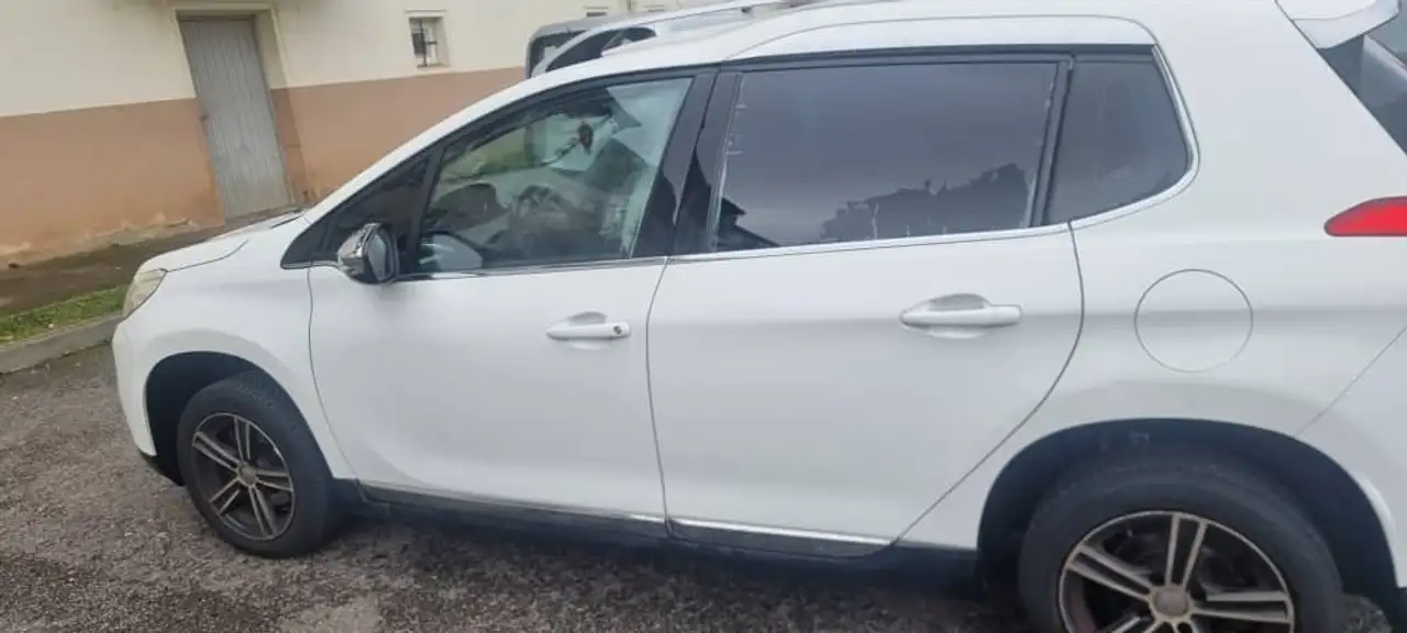 Peugeot 2008 PureTech 82 Active