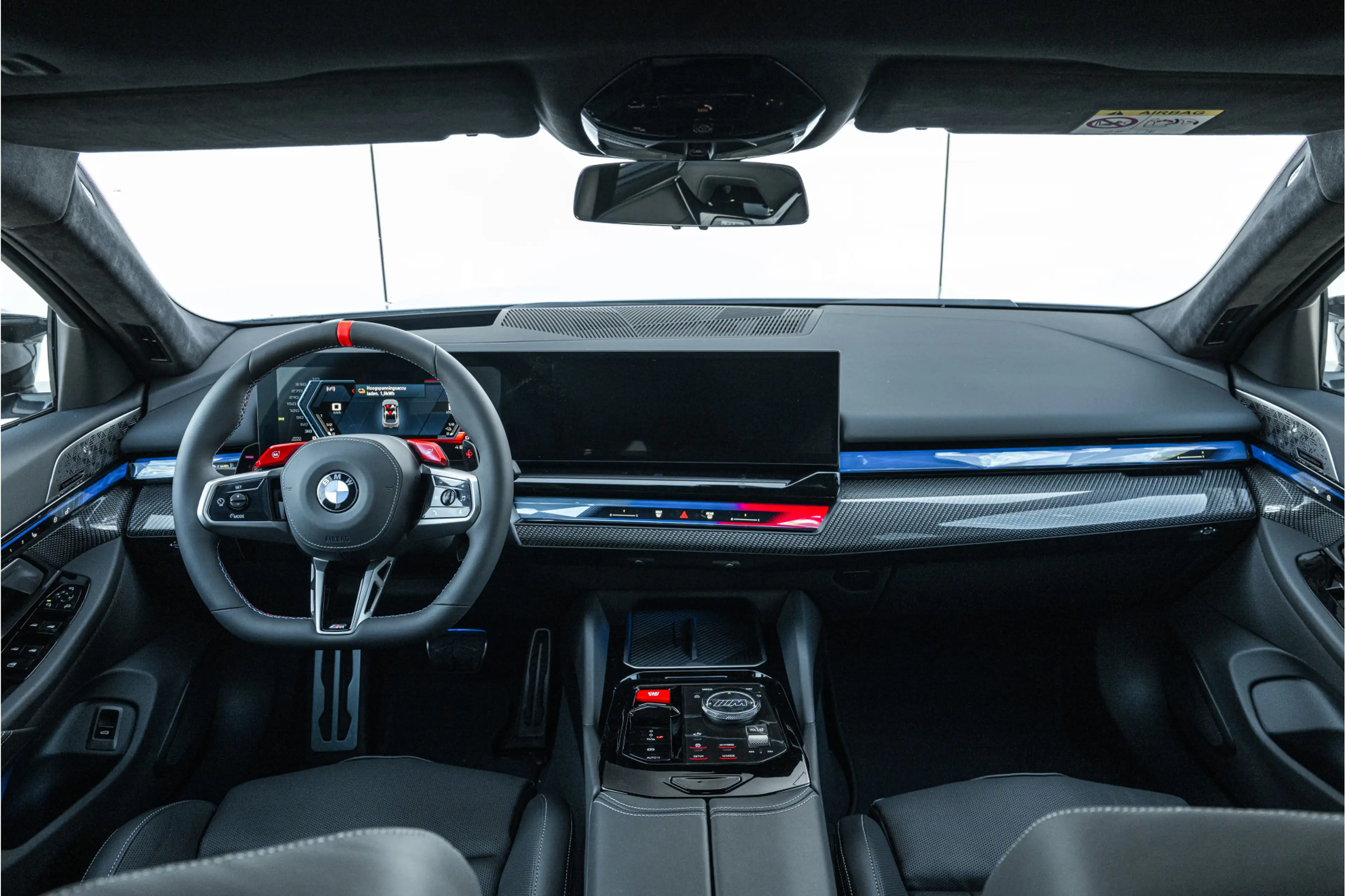 BMW M5 Touring Automaat / M Drive Professional / Panorama — photo 3