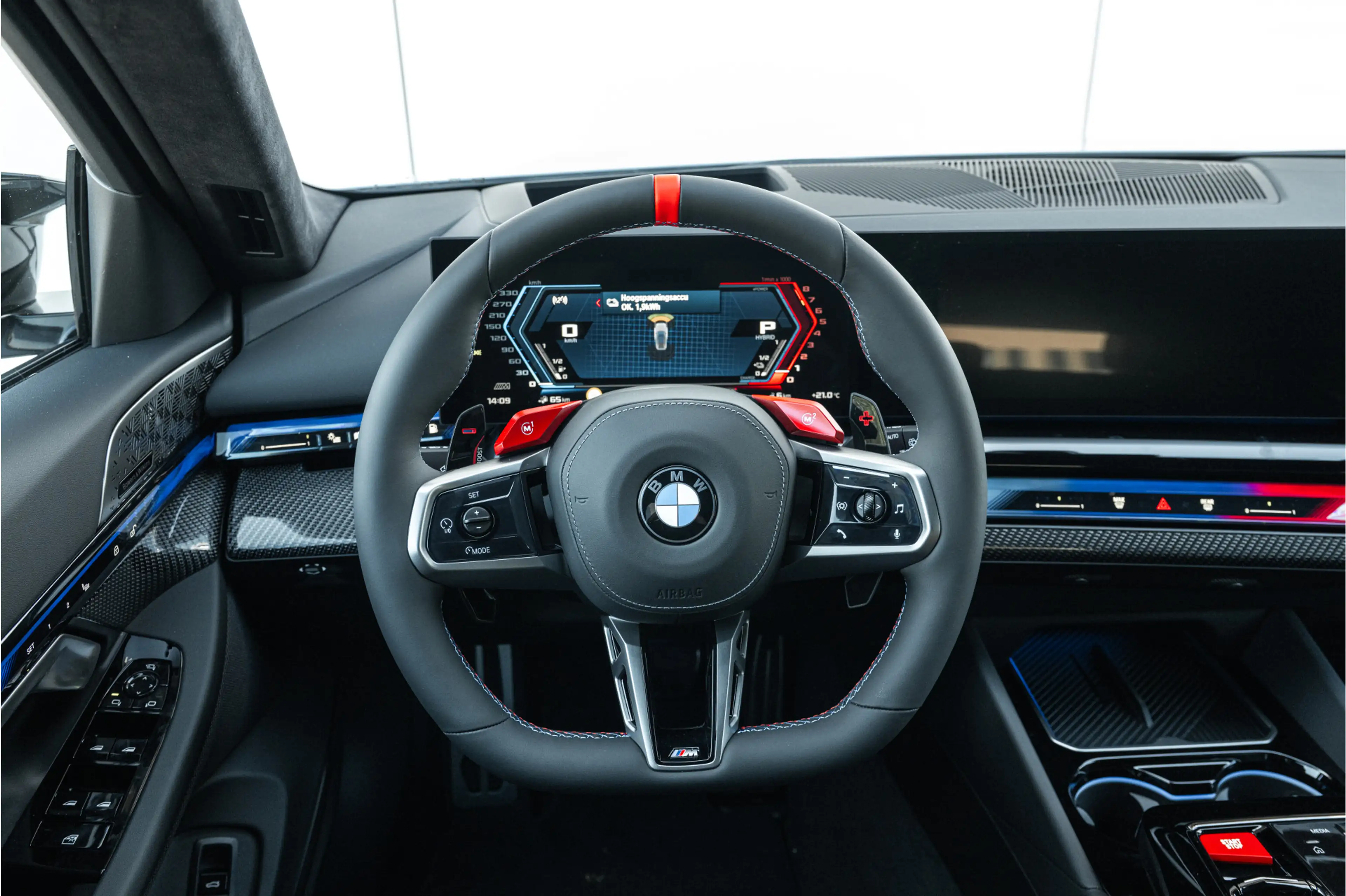 BMW M5 Touring Automaat / M Drive Professional / Panorama — photo 9