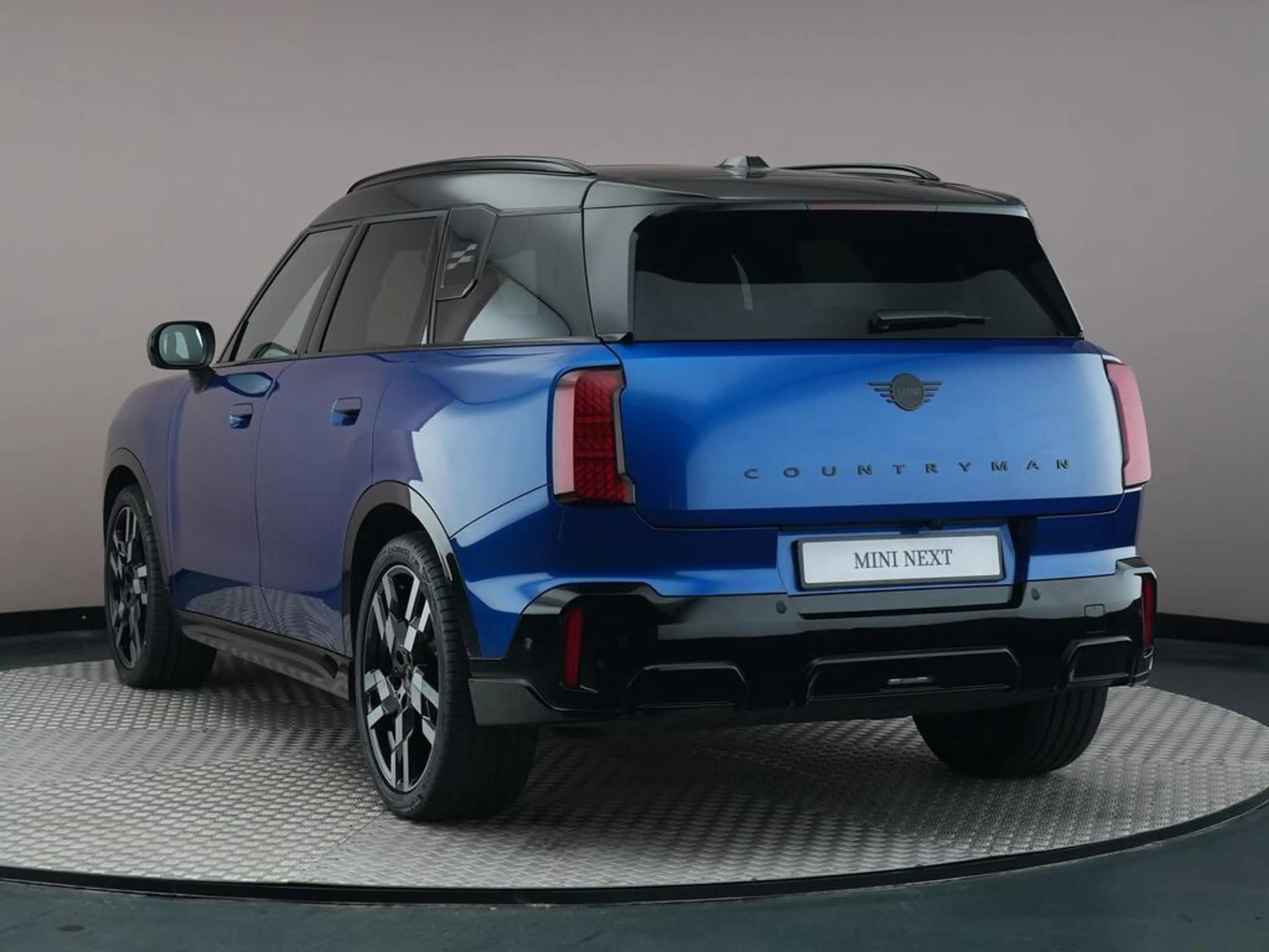MINI John Cooper Works Countryman E XL 66.5 kWh — photo 10