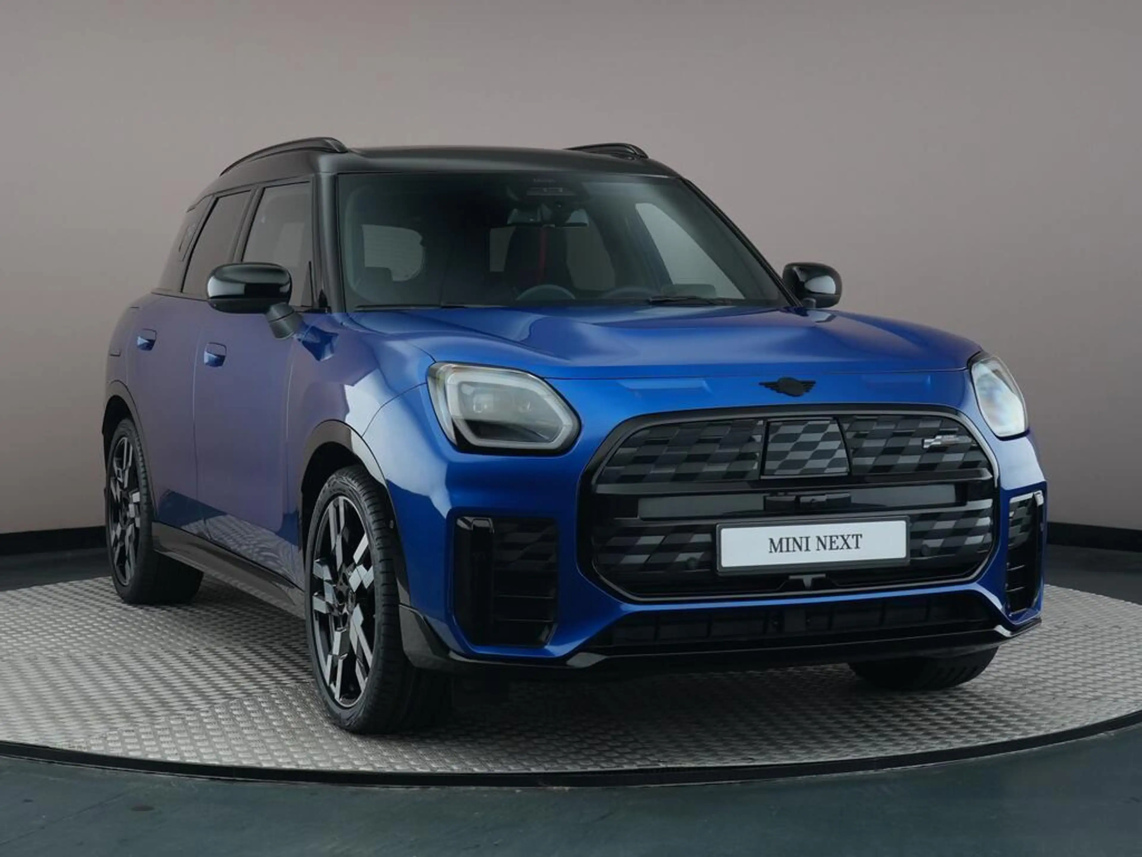 MINI John Cooper Works Countryman E XL 66.5 kWh — photo 3