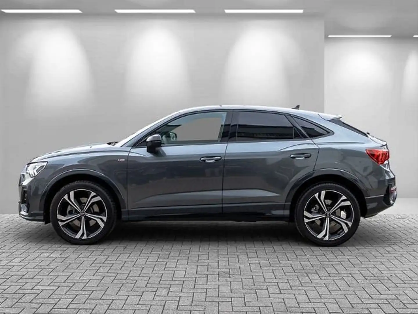 Audi Q3 Sportback 40 2.0 tdi S line edition quattro 200cv Grigio - 1