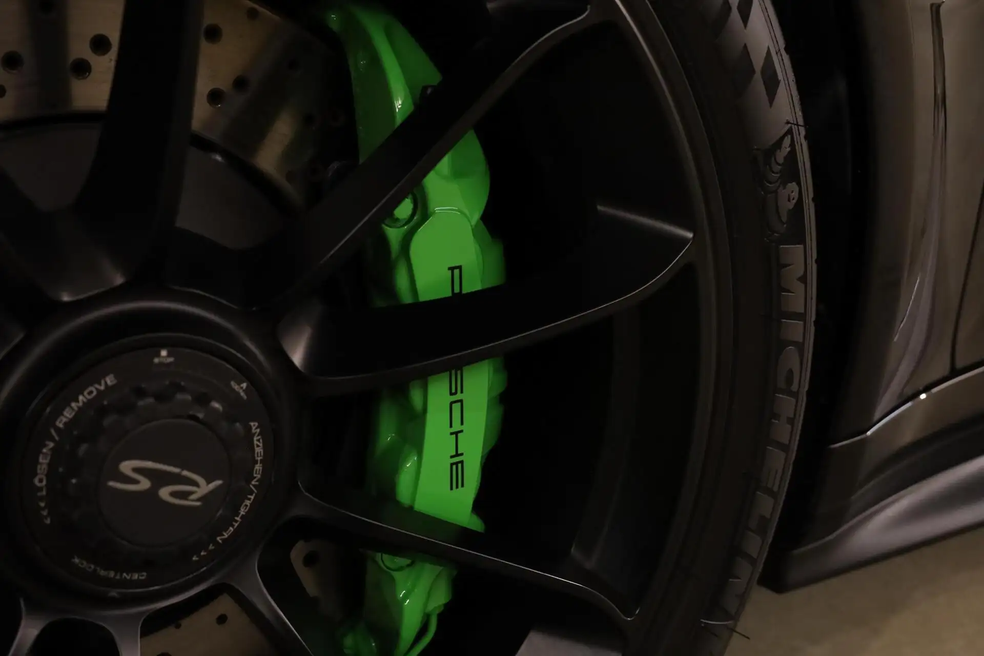 포르쉐 911 991.2 4.0 GT3 RS 2019 검정 사진 7