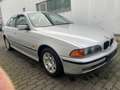 BMW 523 5er 523i E39 Automatik/Klima/Leder/LM/TÜV 08-26 Silber - thumbnail 4
