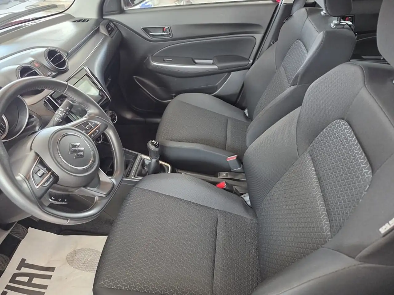 Suzuki Swift Swift VI 2020 1.2h Top 2wd 11