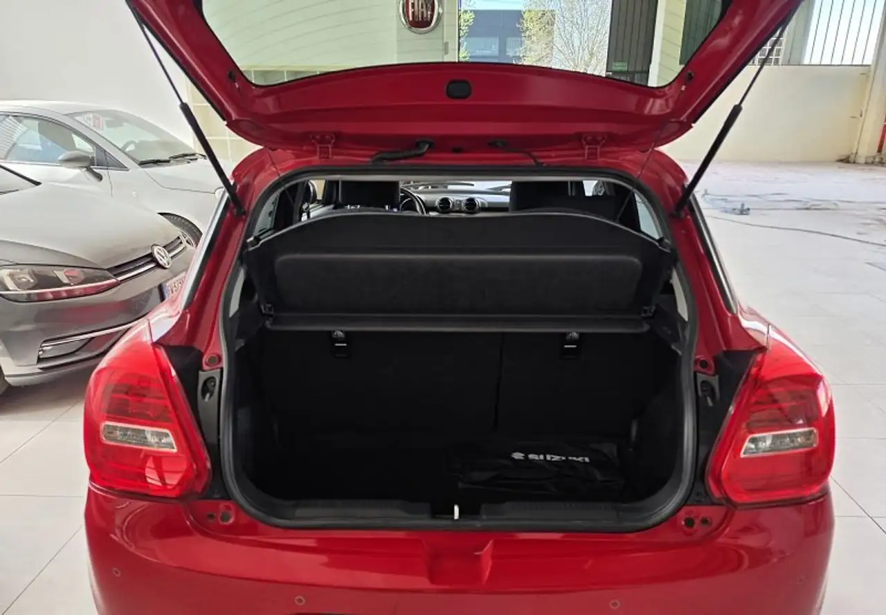 Suzuki Swift Swift VI 2020 1.2h Top 2wd 7