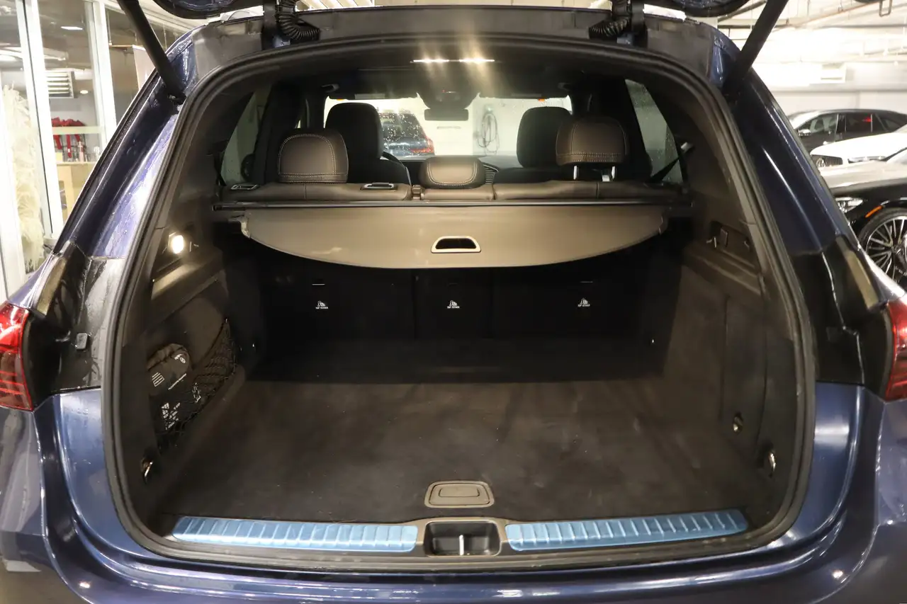 Mercedes-Benz GLE снимка Mercedes-Benz GLE