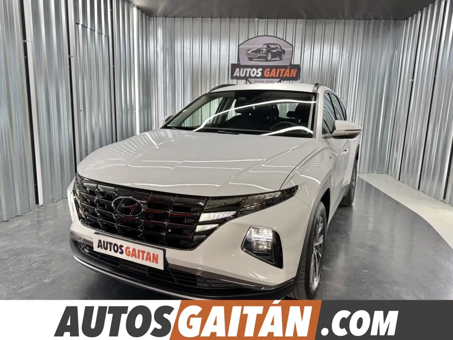 Hyundai TUCSON 1.6 CRDI 48V Maxx Safe 4x2 DT Blanco - 2