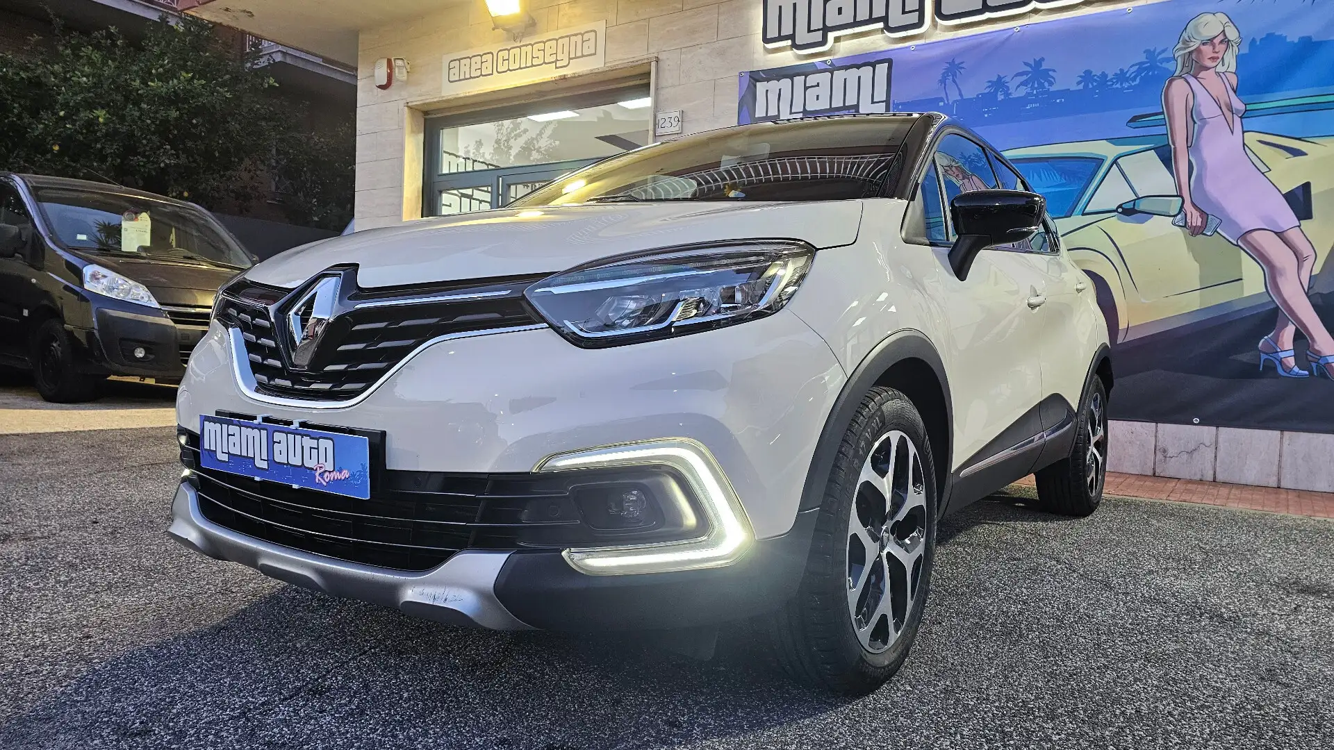 Renault Captur Captur TCe 12V 0.9 90 CV ENERGY INTENS UNIPRO TAGL Beige - 2