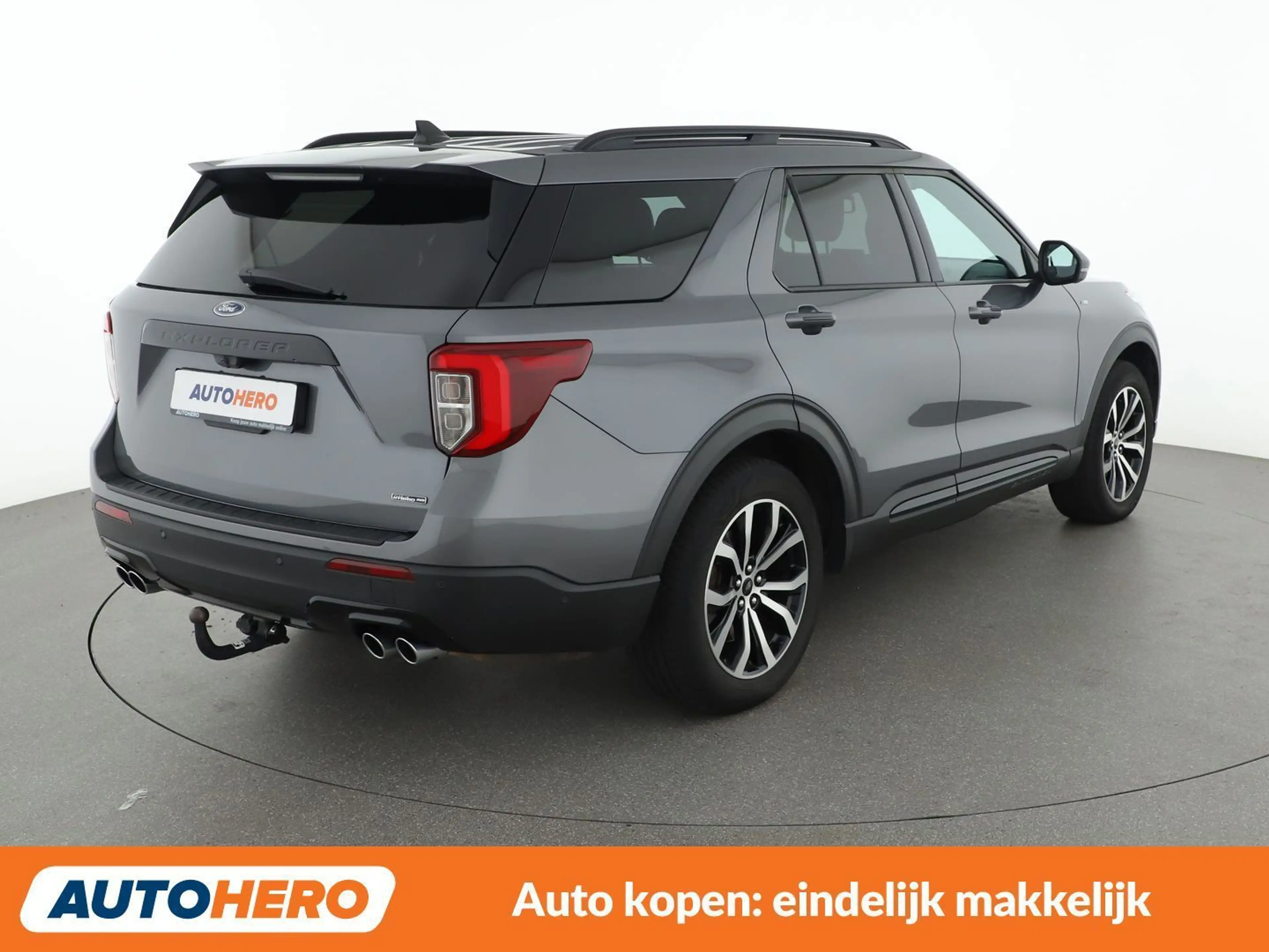 Ford Explorer 3.0 Plug-in Hybrid 4x4 ST-Line — photo 7
