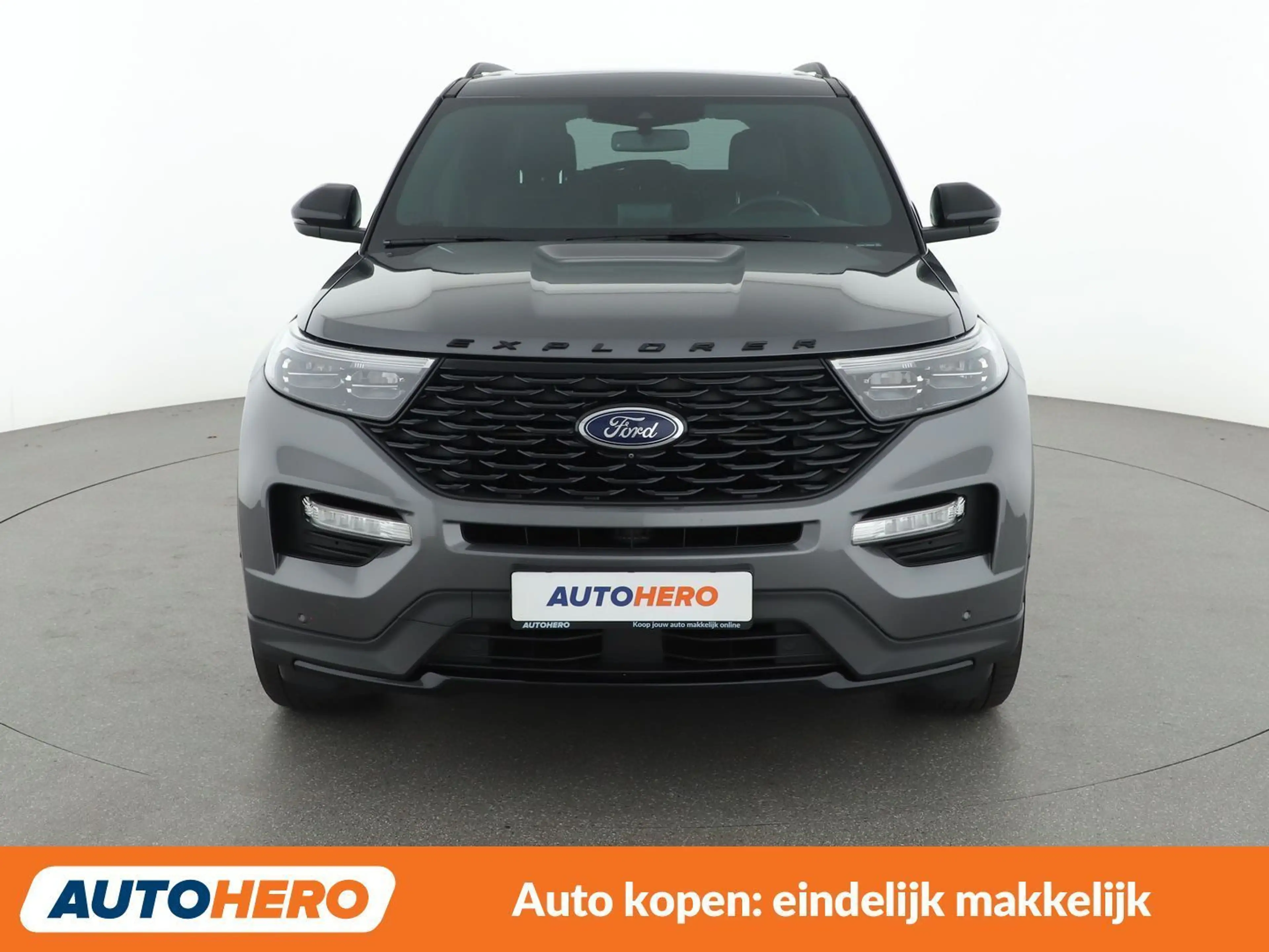 Ford Explorer 3.0 Plug-in Hybrid 4x4 ST-Line — photo 10