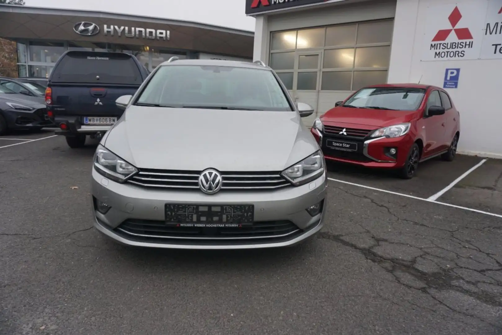 Volkswagen Golf VW Golf Sportsvan 1,4 TSI DSG Highline Silber - 2