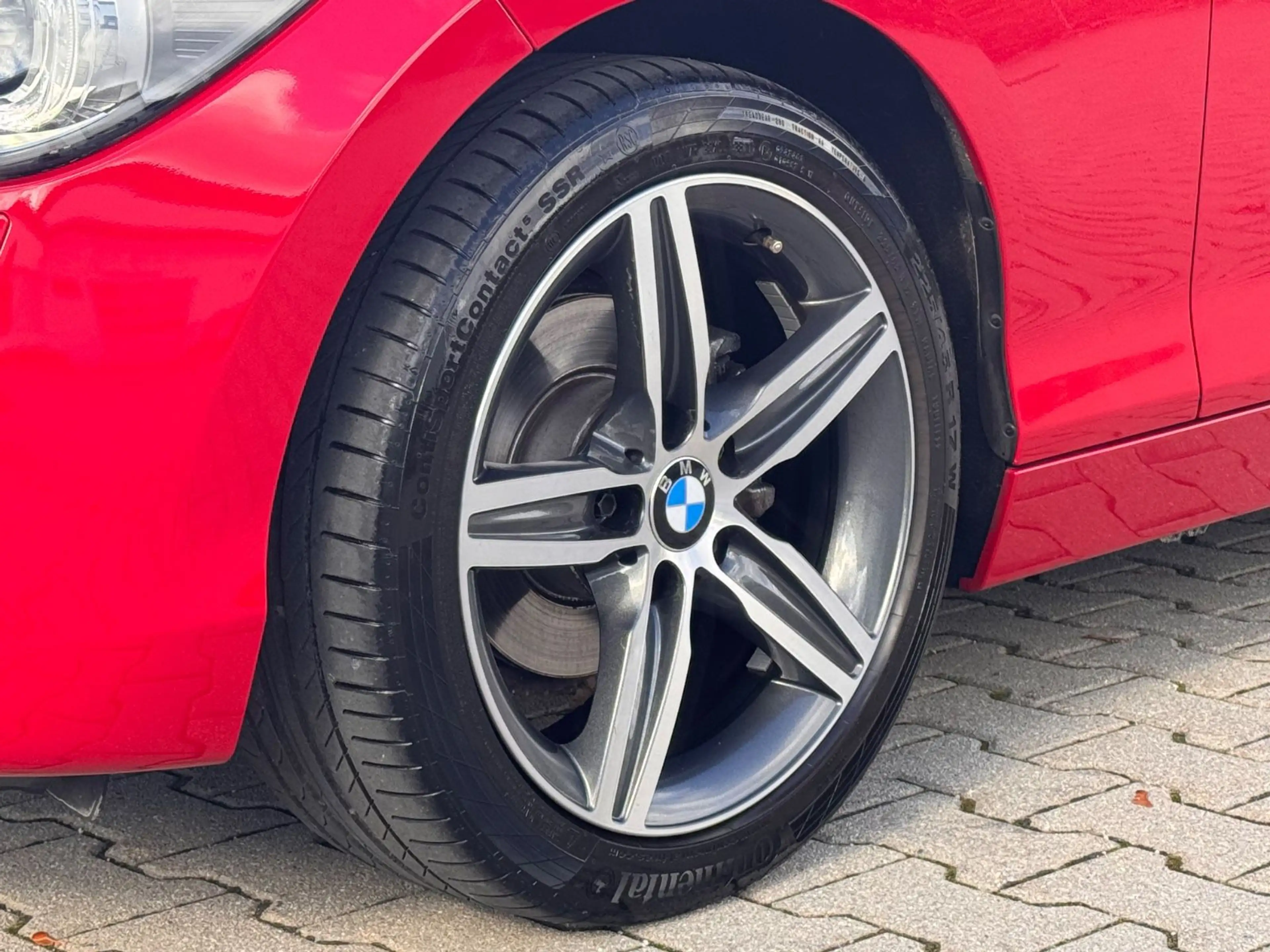 BMW 118 d Limousine 5-trg. Sport Line 17 Zoll PDC — photo 2