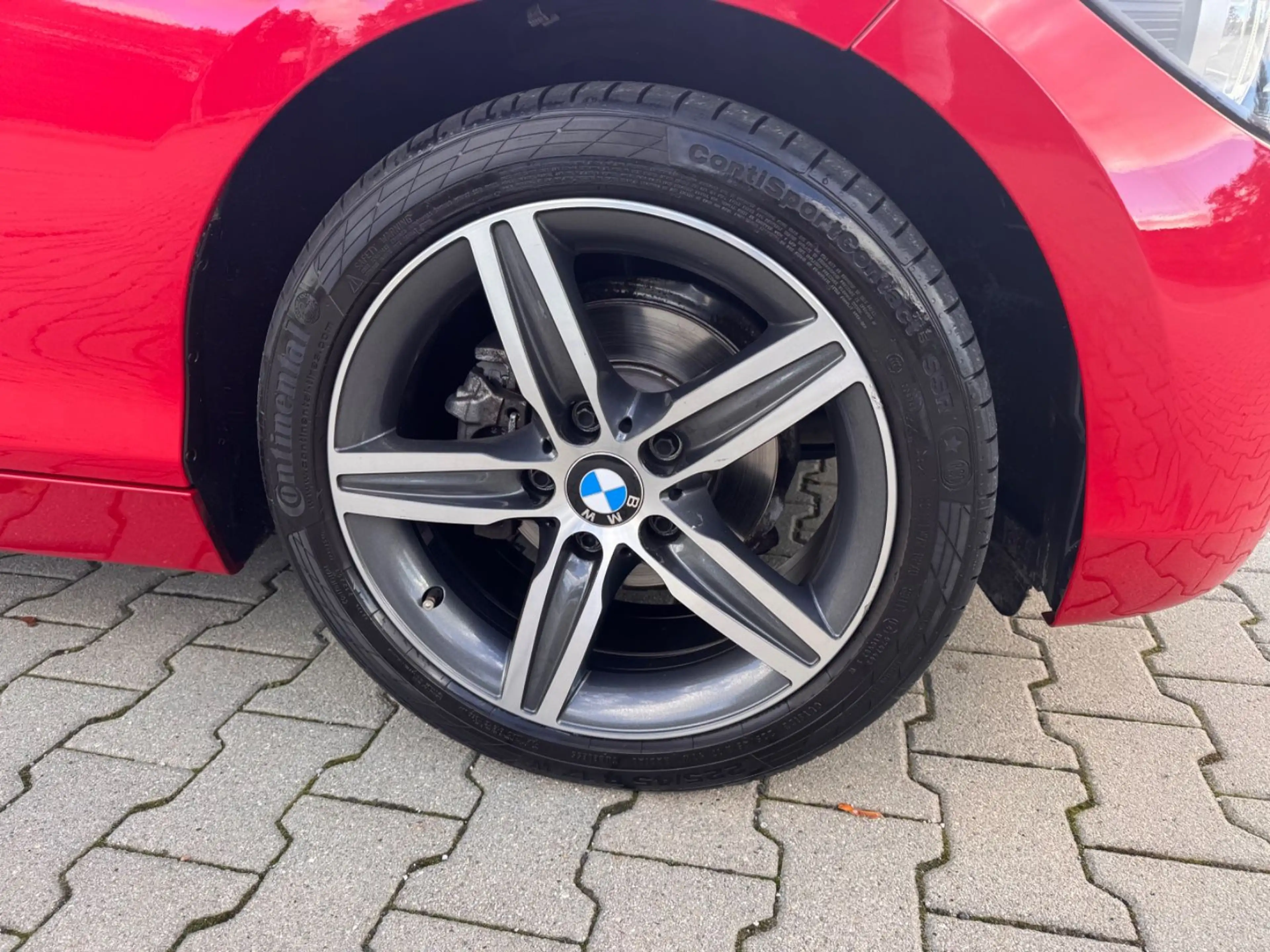 BMW 118 d Limousine 5-trg. Sport Line 17 Zoll PDC — photo 7