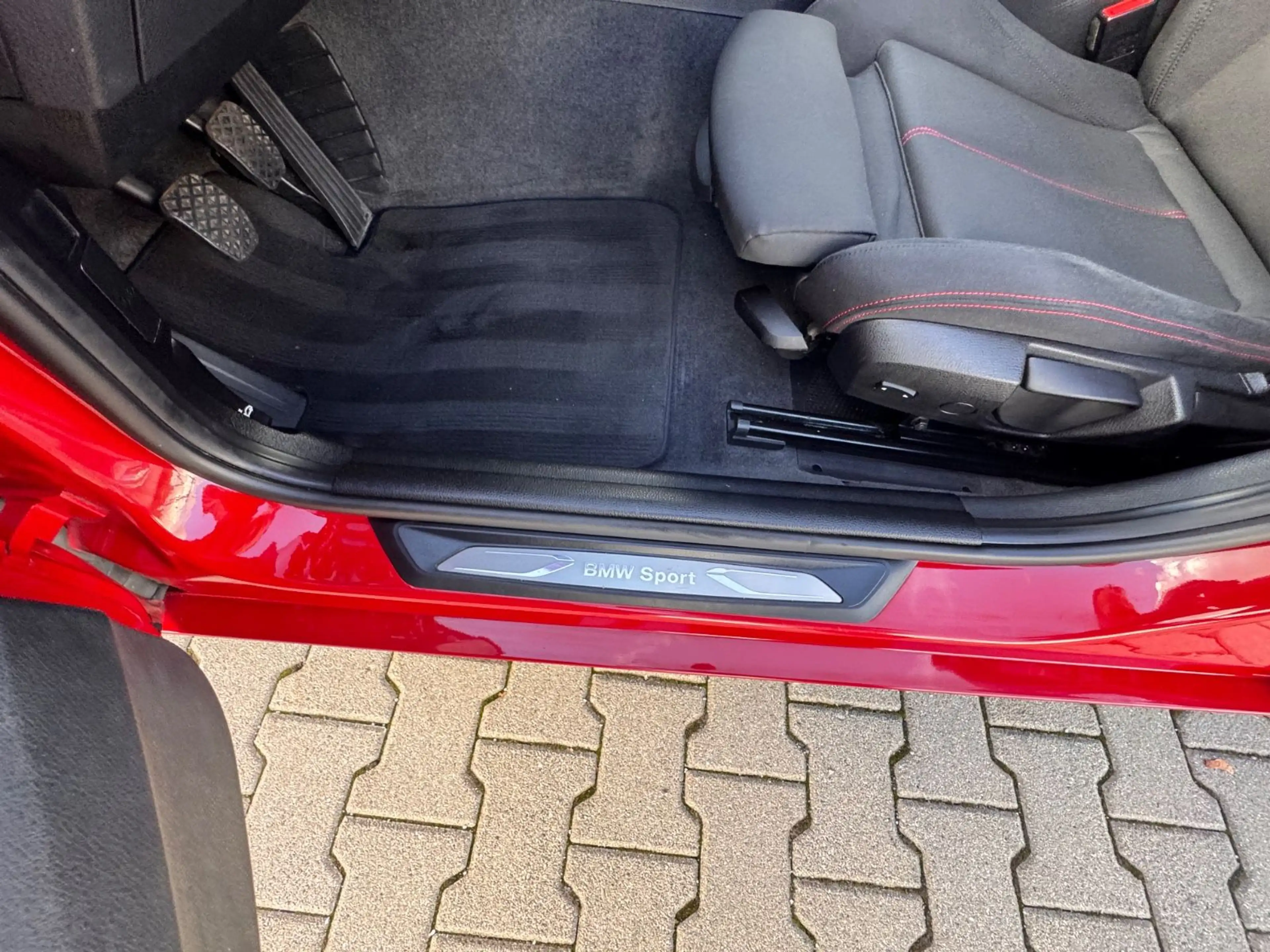 BMW 118 d Limousine 5-trg. Sport Line 17 Zoll PDC — photo 13