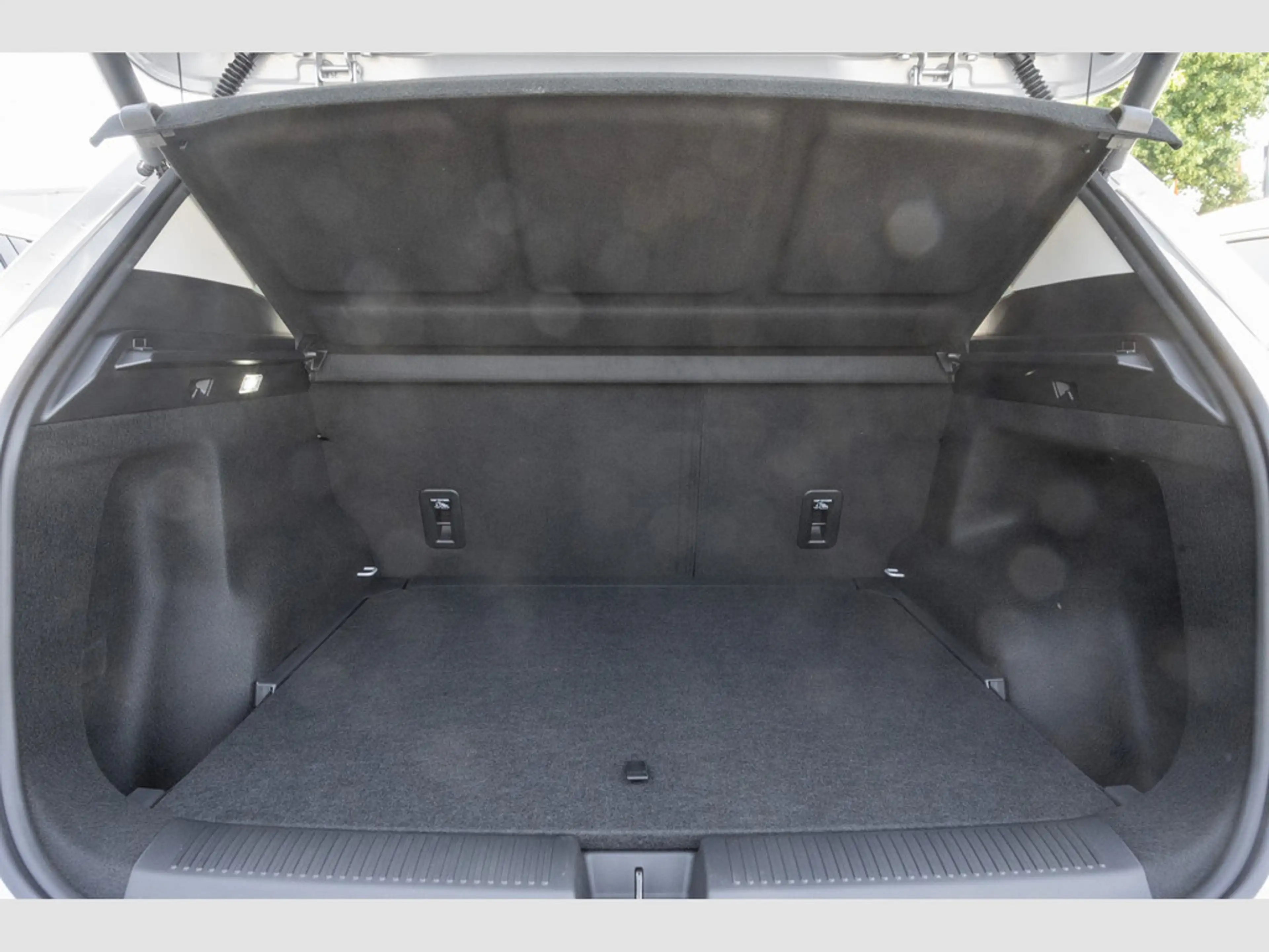 MG S5 EV Luxury Longe Range 170kW Navi,Apple Car — photo 5
