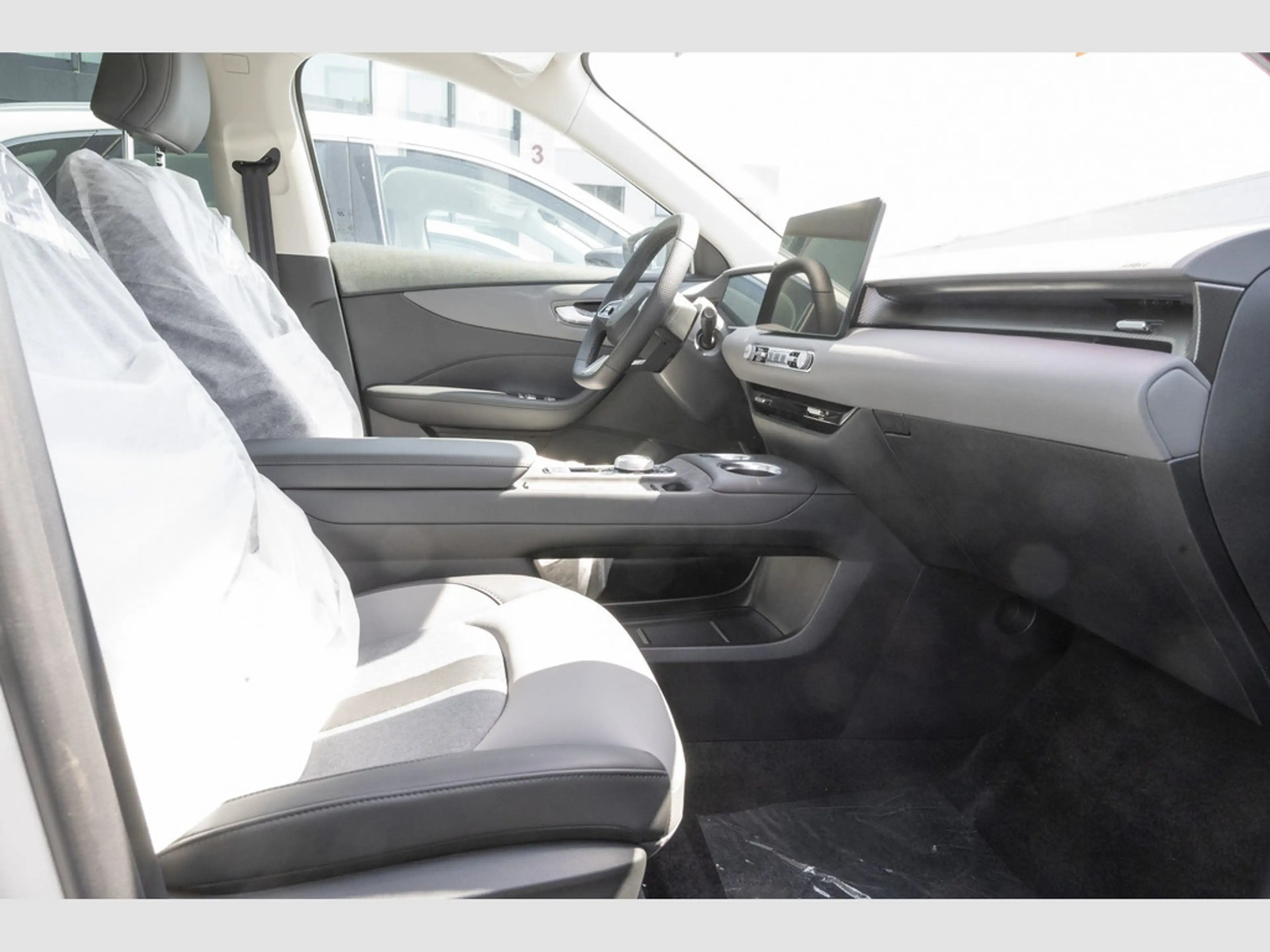 MG S5 EV Luxury Longe Range 170kW Navi,Apple Car — photo 6