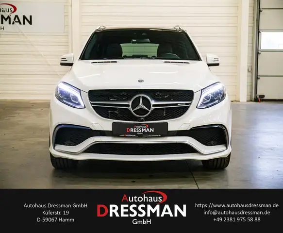 Mercedes-Benz Gle view 2