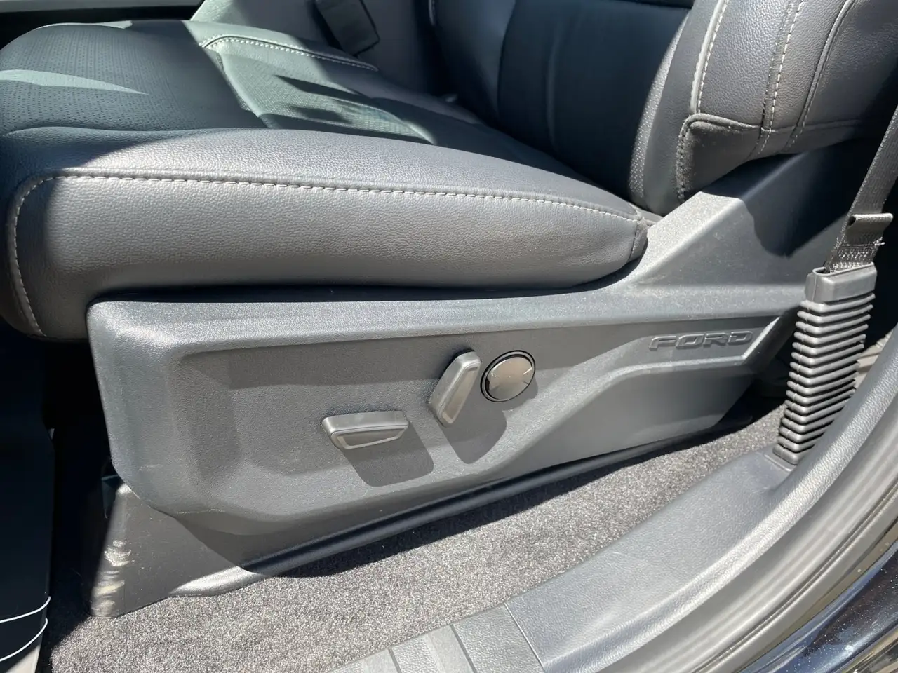 Ford F 150 photo Ford F 150