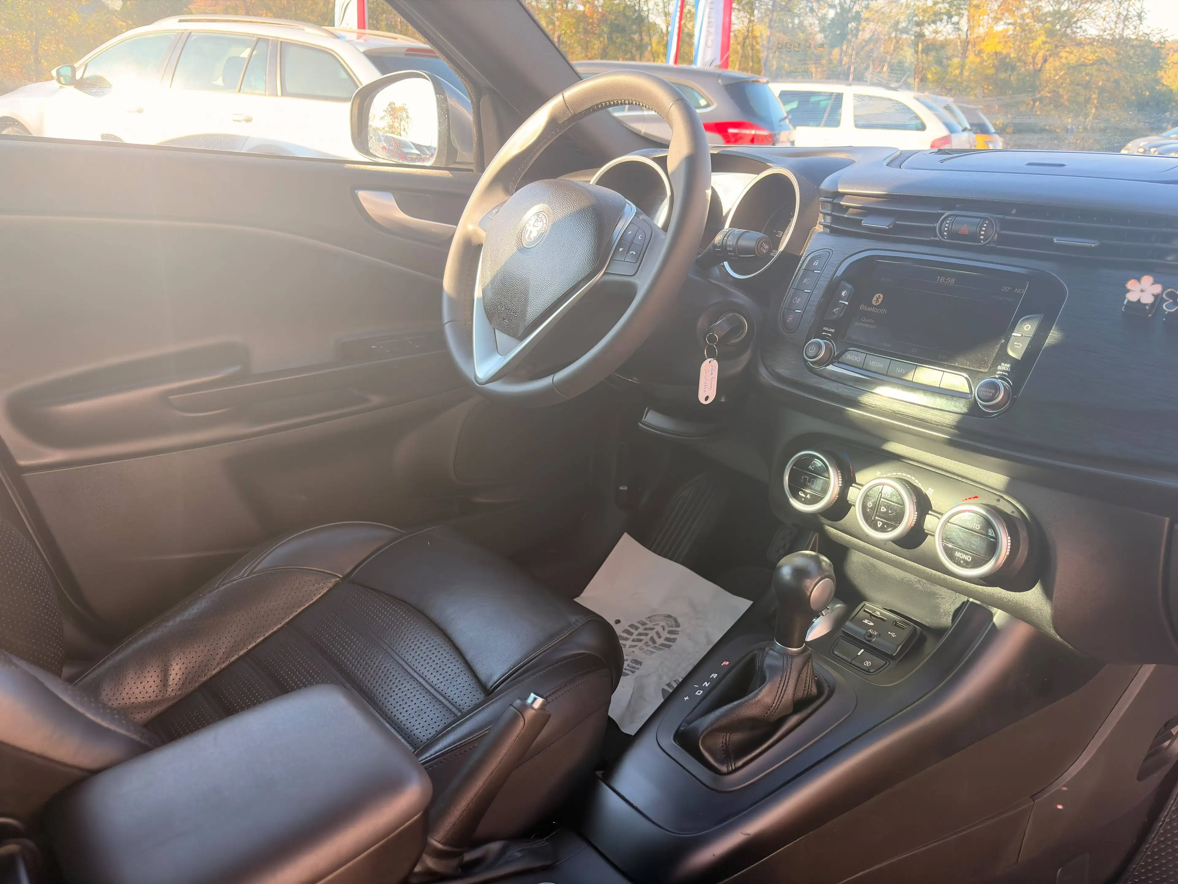 Alfa Romeo Giulietta Sport — photo 8