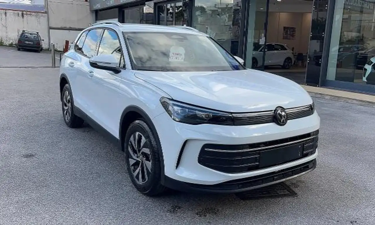 Volkswagen Tiguan 1.5 etsi Edition Plus 130cv DSG #VARI COLORI