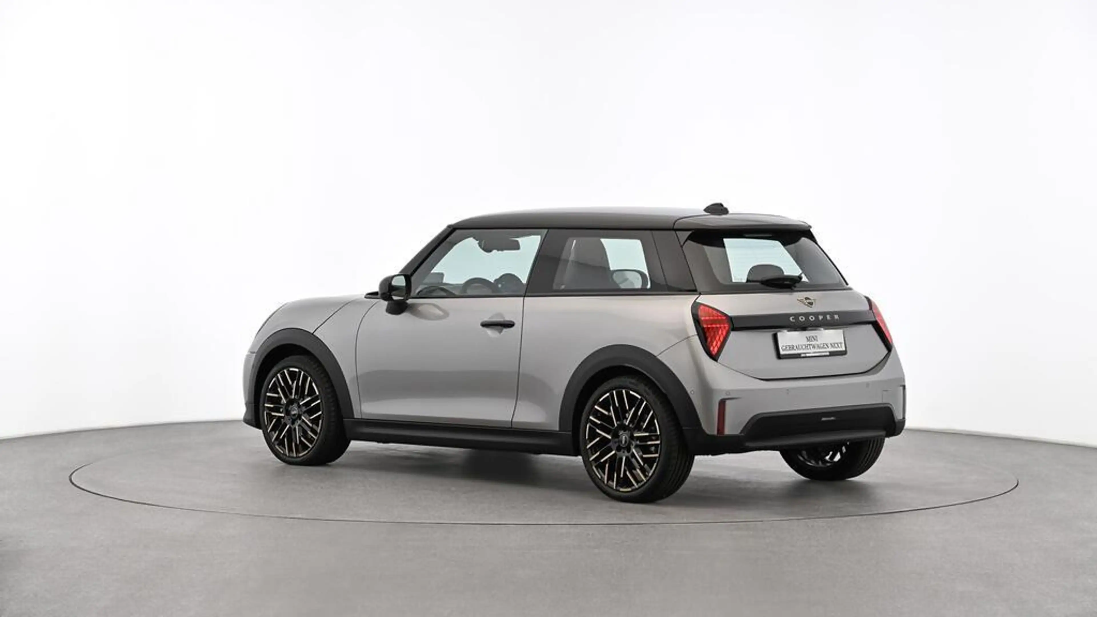 MINI Cooper C Favoured Trim — photo 7