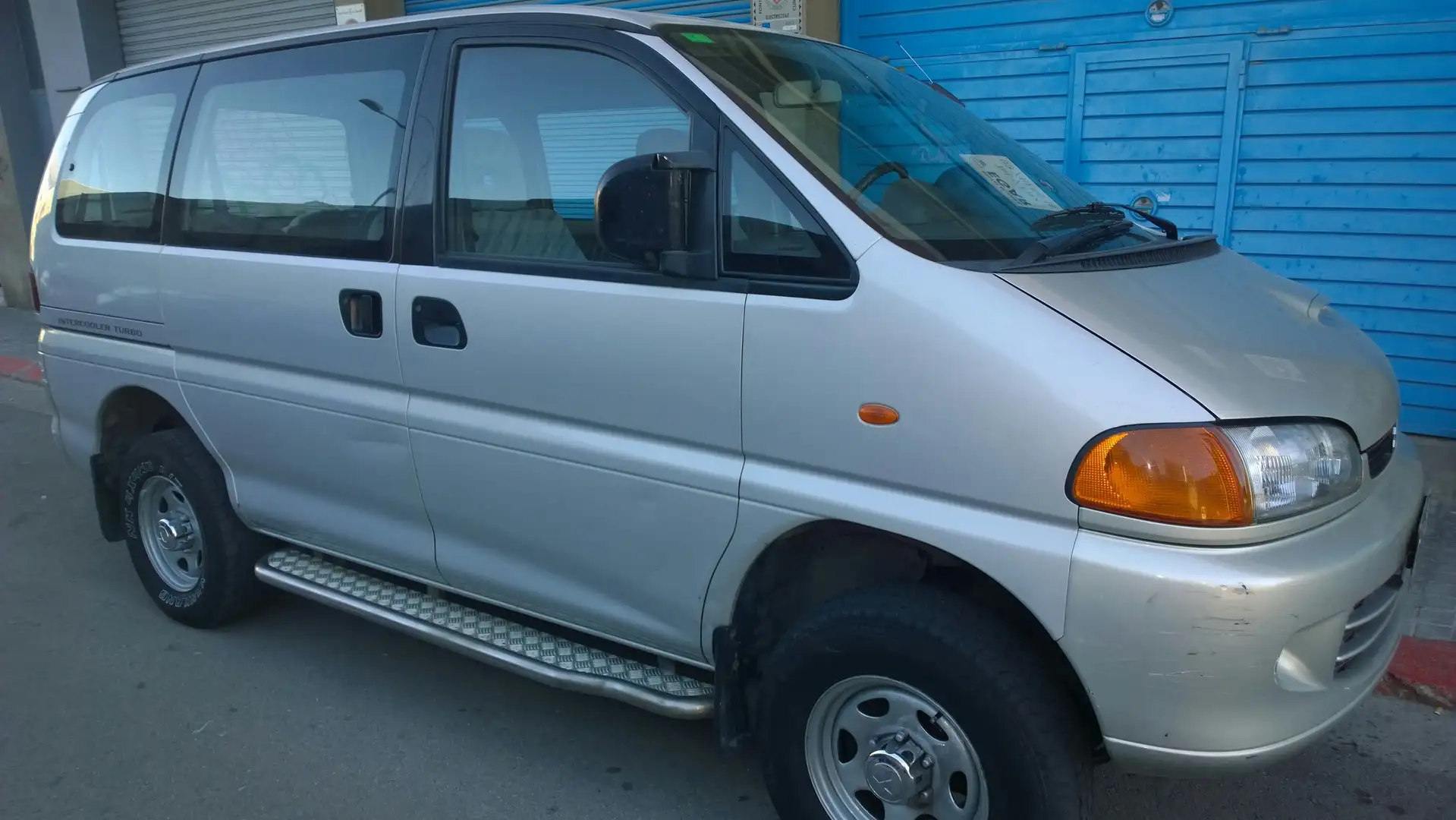Mitsubishi Space Gear Space Gear 2.5 GLX TDI 4x4 GLX Plateado - 1