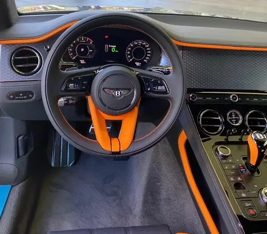 Bentley Continental GT view 9