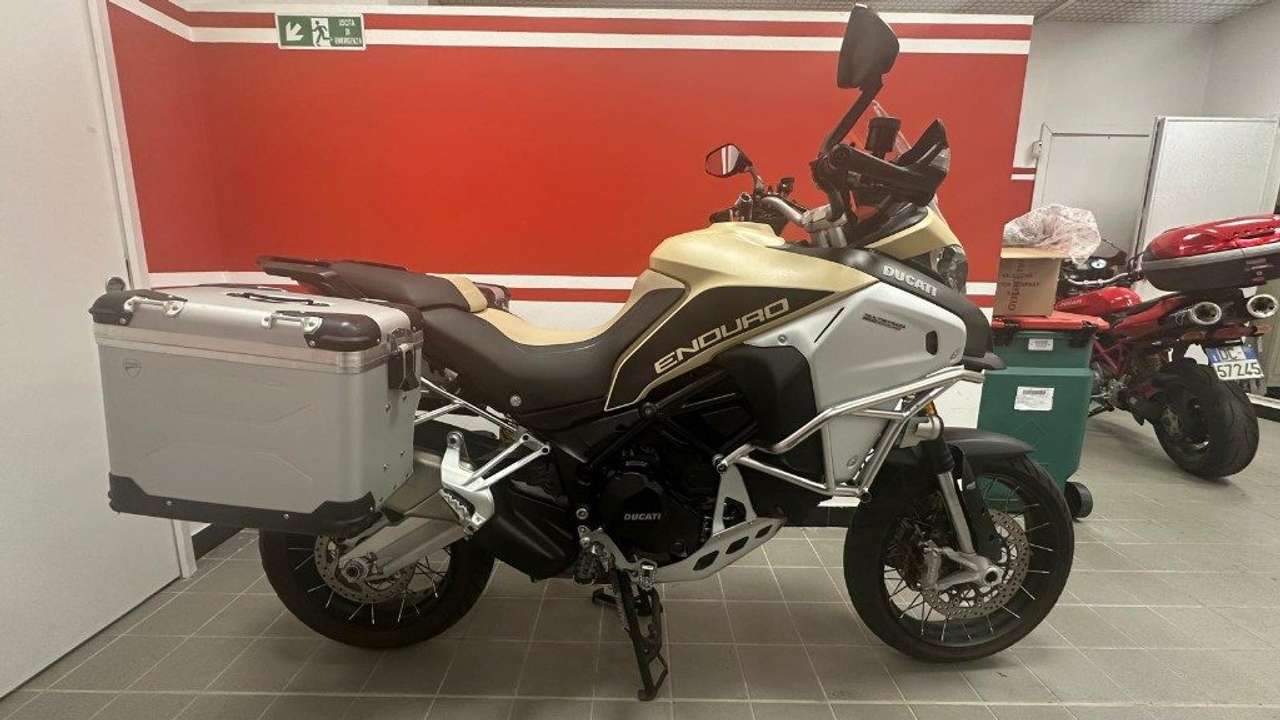 Ducati Multistrada 1200 Enduro Sand
