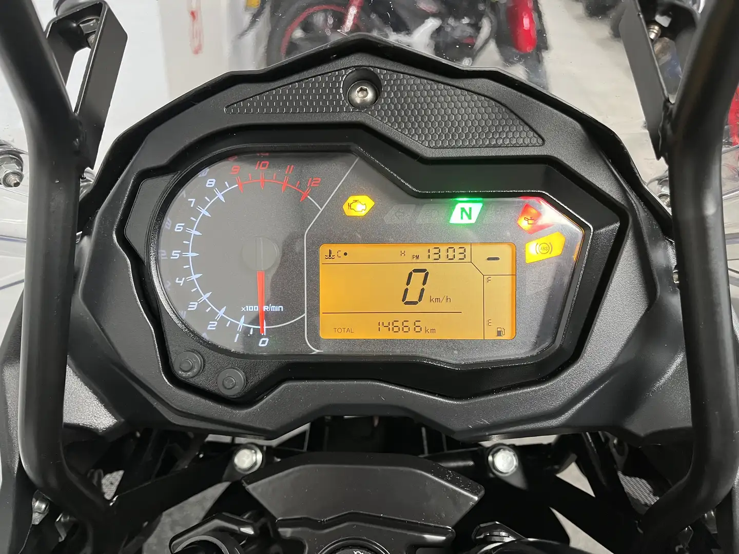 Benelli TRK 502 Grijs - 2