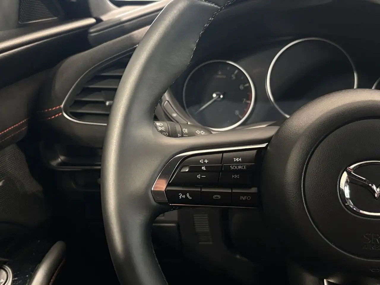 Mazda MAZDA3 Nagisa NAV/KAM/BOSE/HUD/SHZ/LED, миниатюра 24