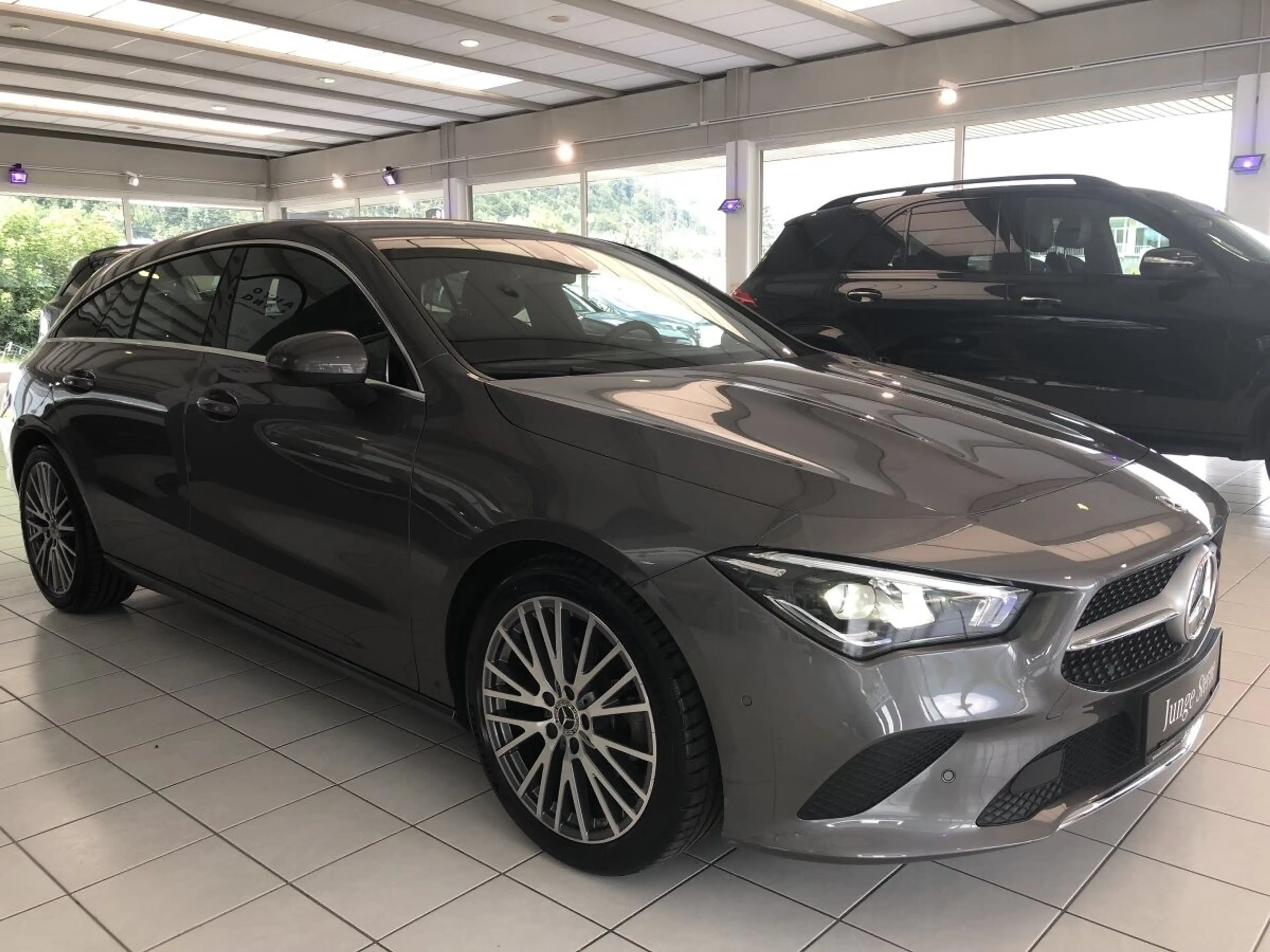 Mercedes-Benz CLA 180 shootingbrake — photo 7