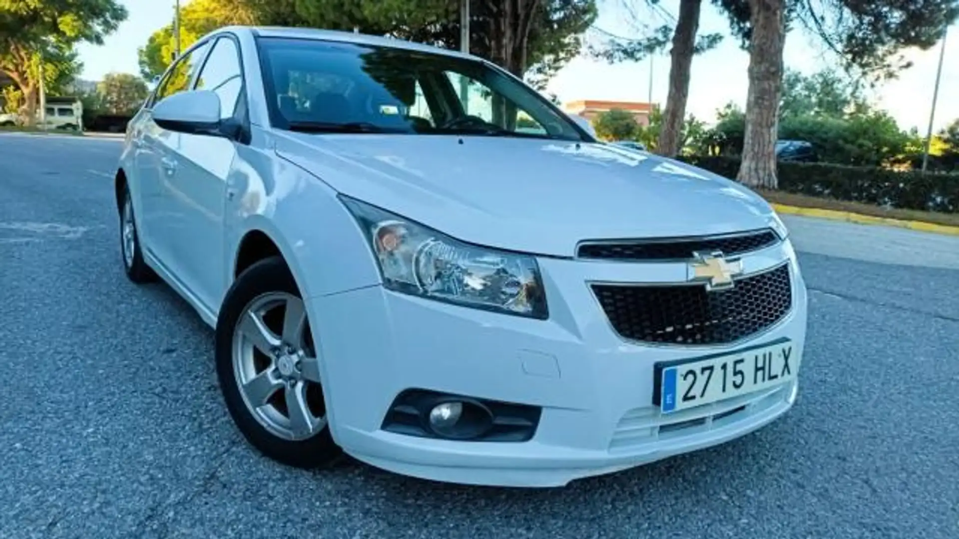 Chevrolet Cruze 4p 1.6 16V LS Blanc - 1