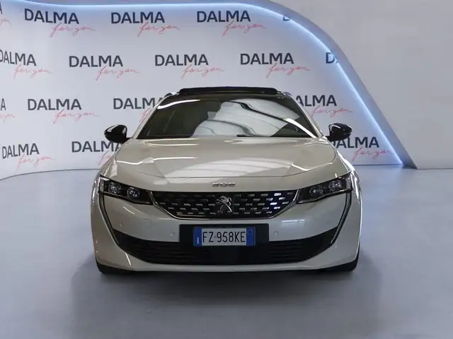 Peugeot 508 view 8
