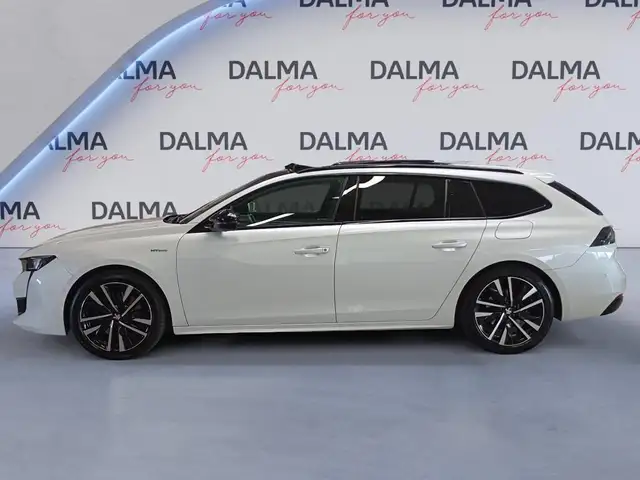 Peugeot 508 view 2