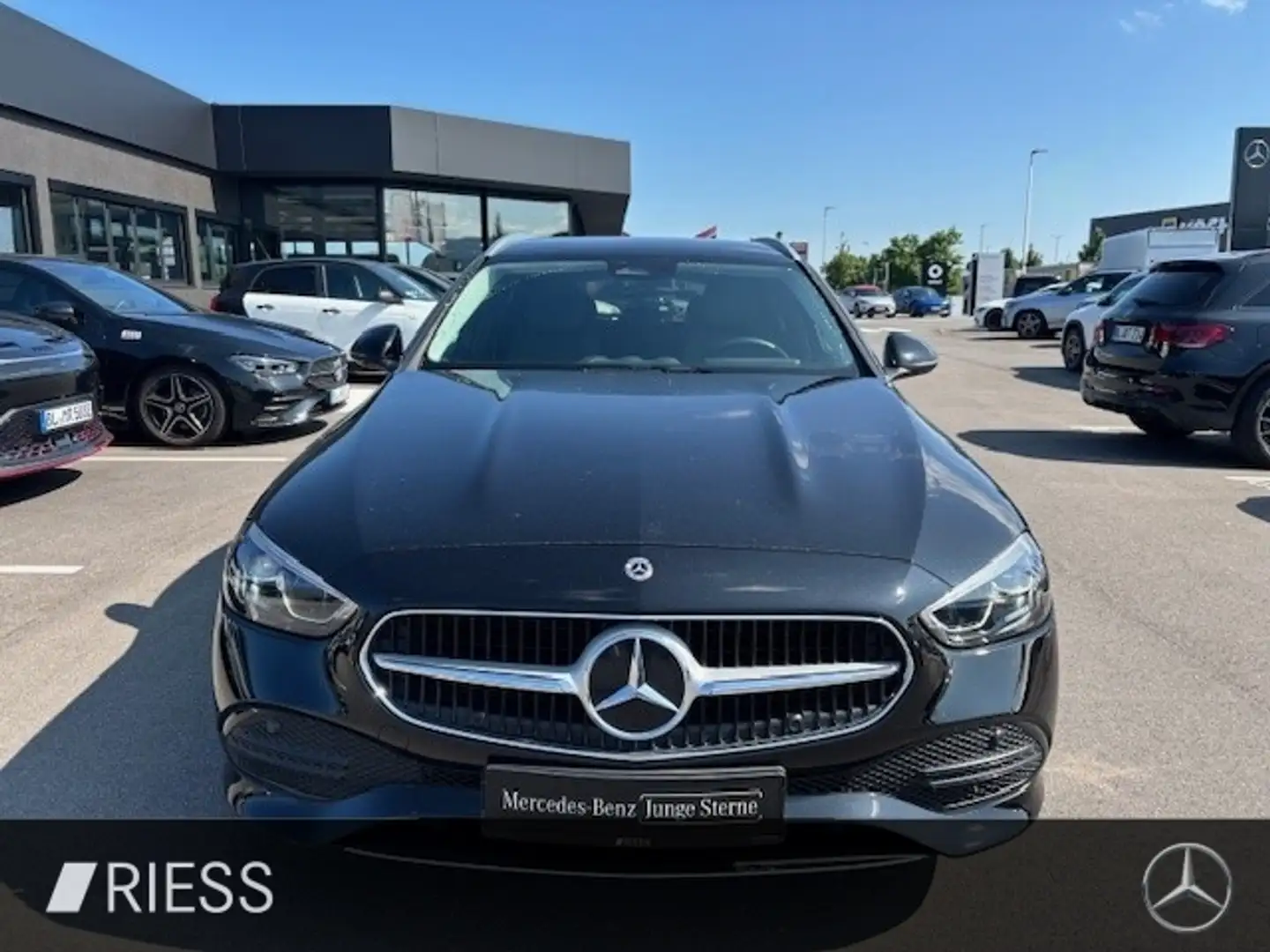 Mercedes-Benz C 180 T Avantgarde Navi LED Spur AHK Ambi Kamera Schwarz - 2