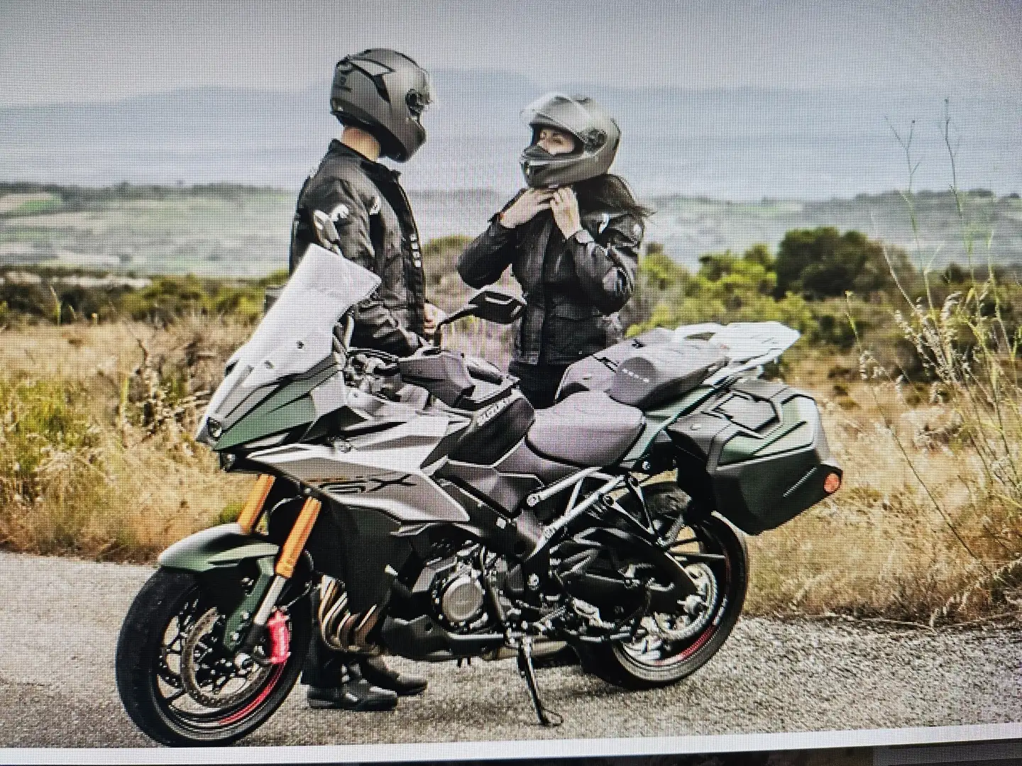 Suzuki GSX-S 1000GX TOURING Modrá - 1