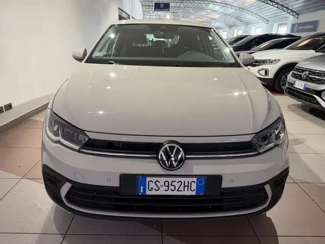 Volkswagen Polo view 7